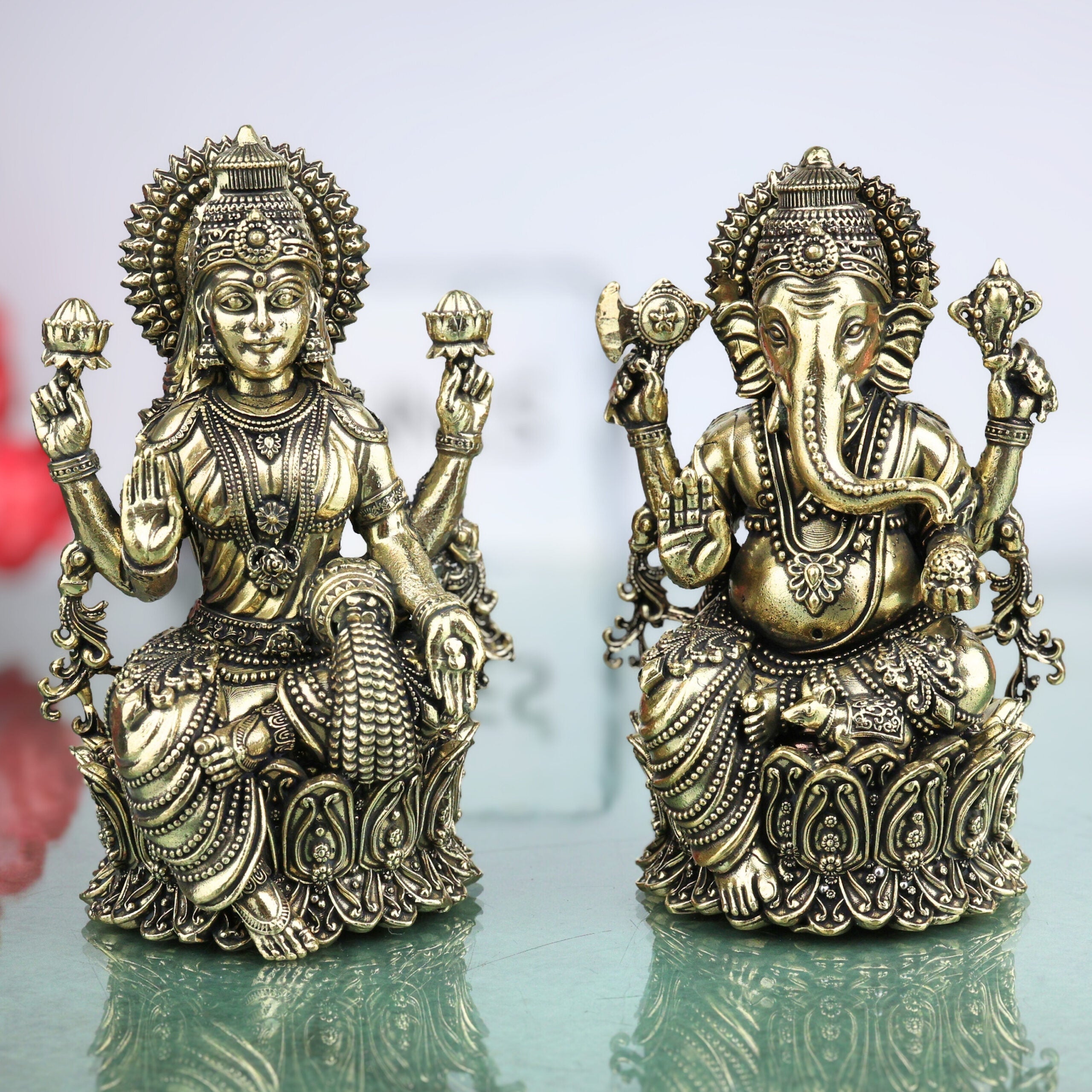 small idols