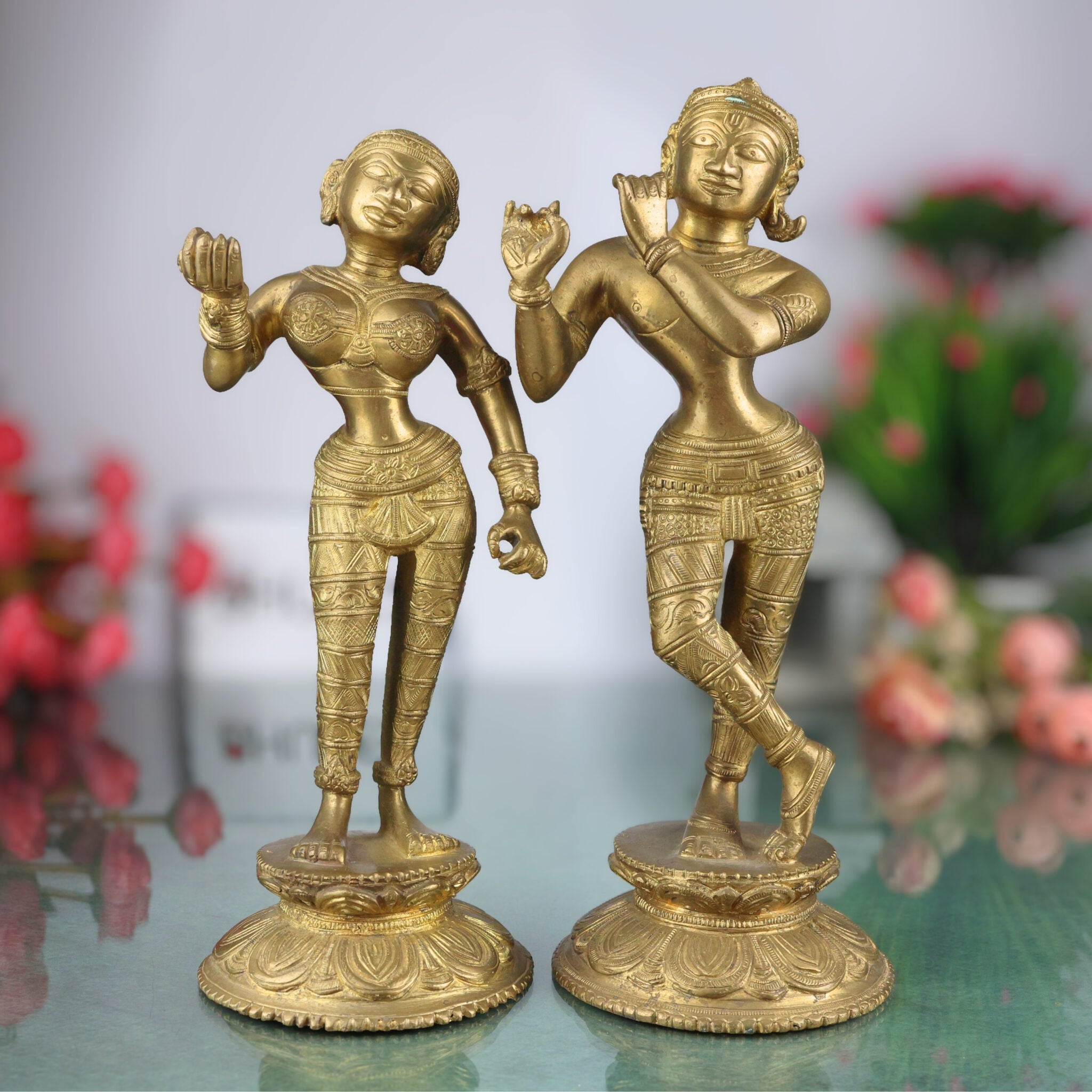 Handcrafted Brass Radha Krishna Idol | Peetal Pital Pittal Radha Krishna Murti Vigraha Statue | Divine Shyam Radha Krishna Pratima for Home Temple Decor & Puja