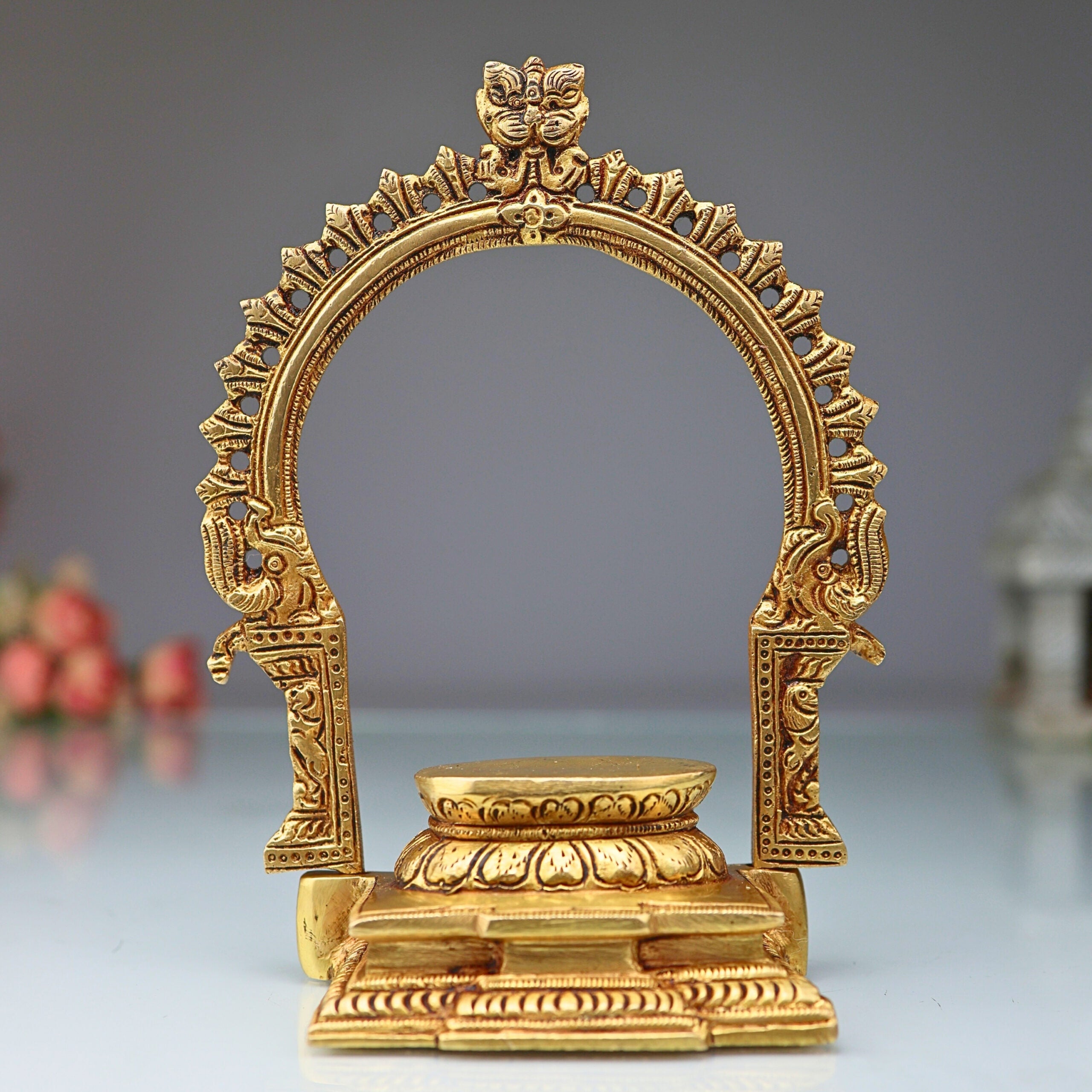 brass Prabhavali and Chowki