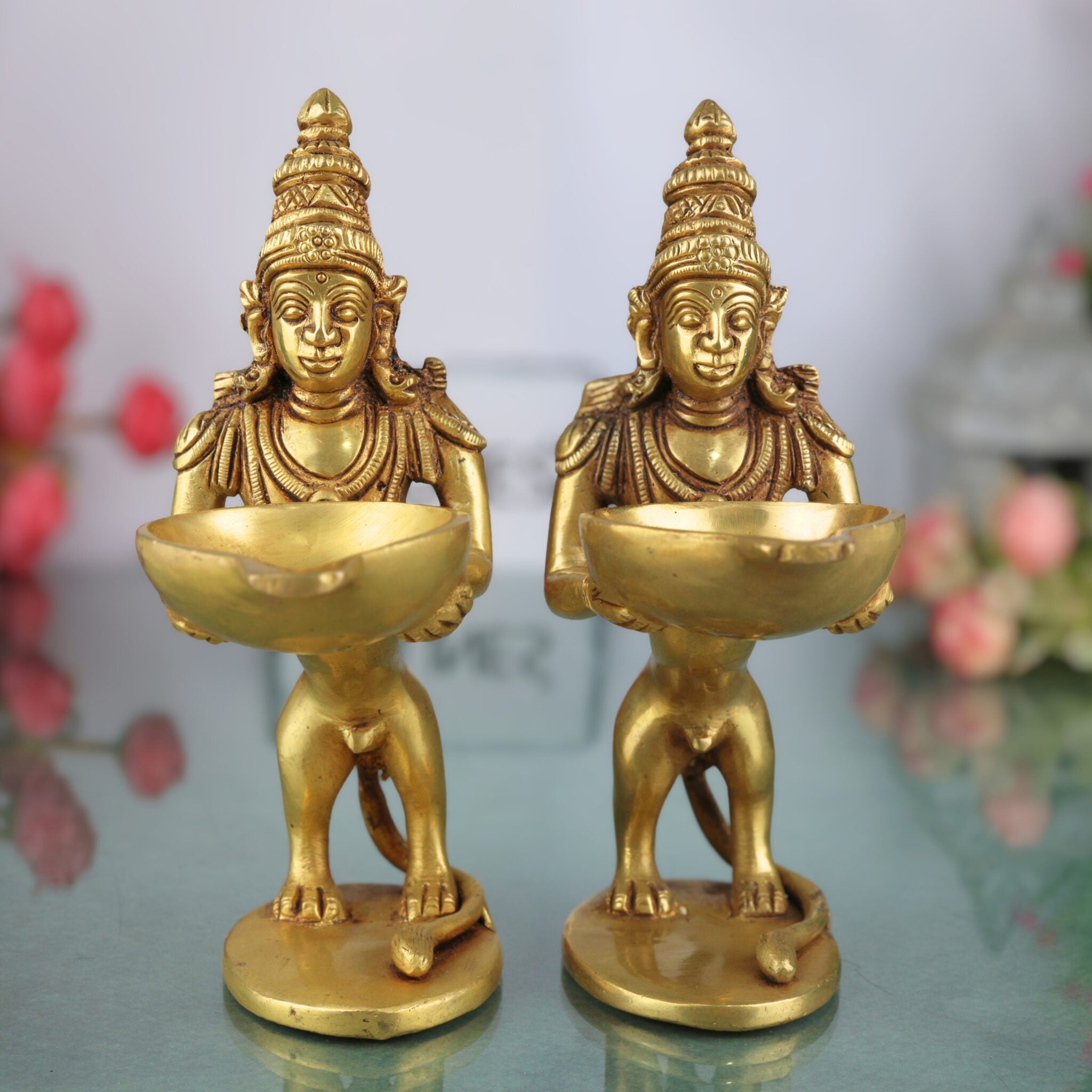 Brass Yali Lamp | Lion Holding Lamps | Temple Lamps | Oil Lamp | Brass Table Lamp| Brass Lamp | Diya | Lamps | Deep | Deepam | Lamps | Lamp | Brass Lamps | Table Lamp