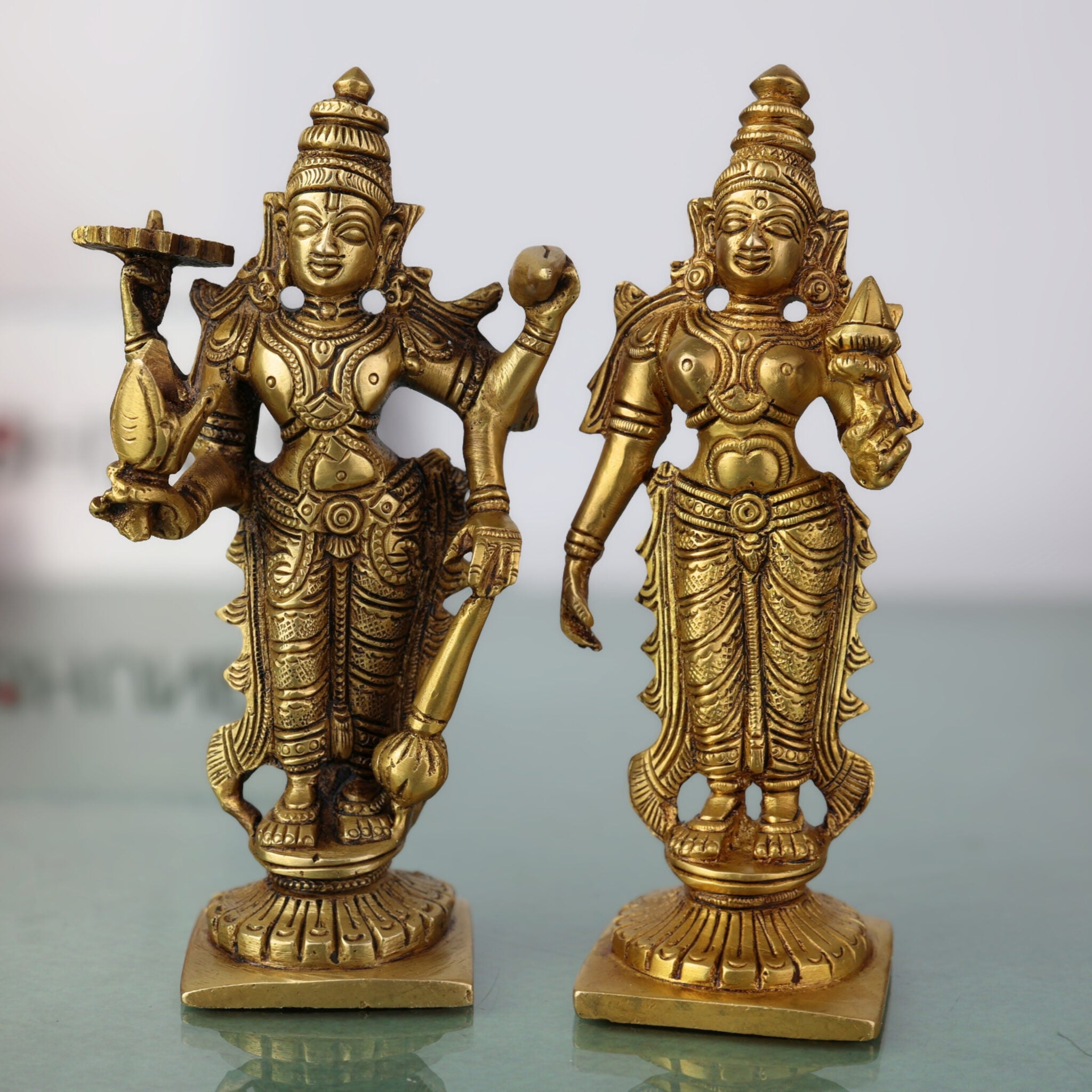 Brass Lakshmi Venkateshwara Idol | Lakshmi Narayana Balaji Govinda Srinivasa Padmavati Vishnu Murti for Pooja, Home Temple & Gift