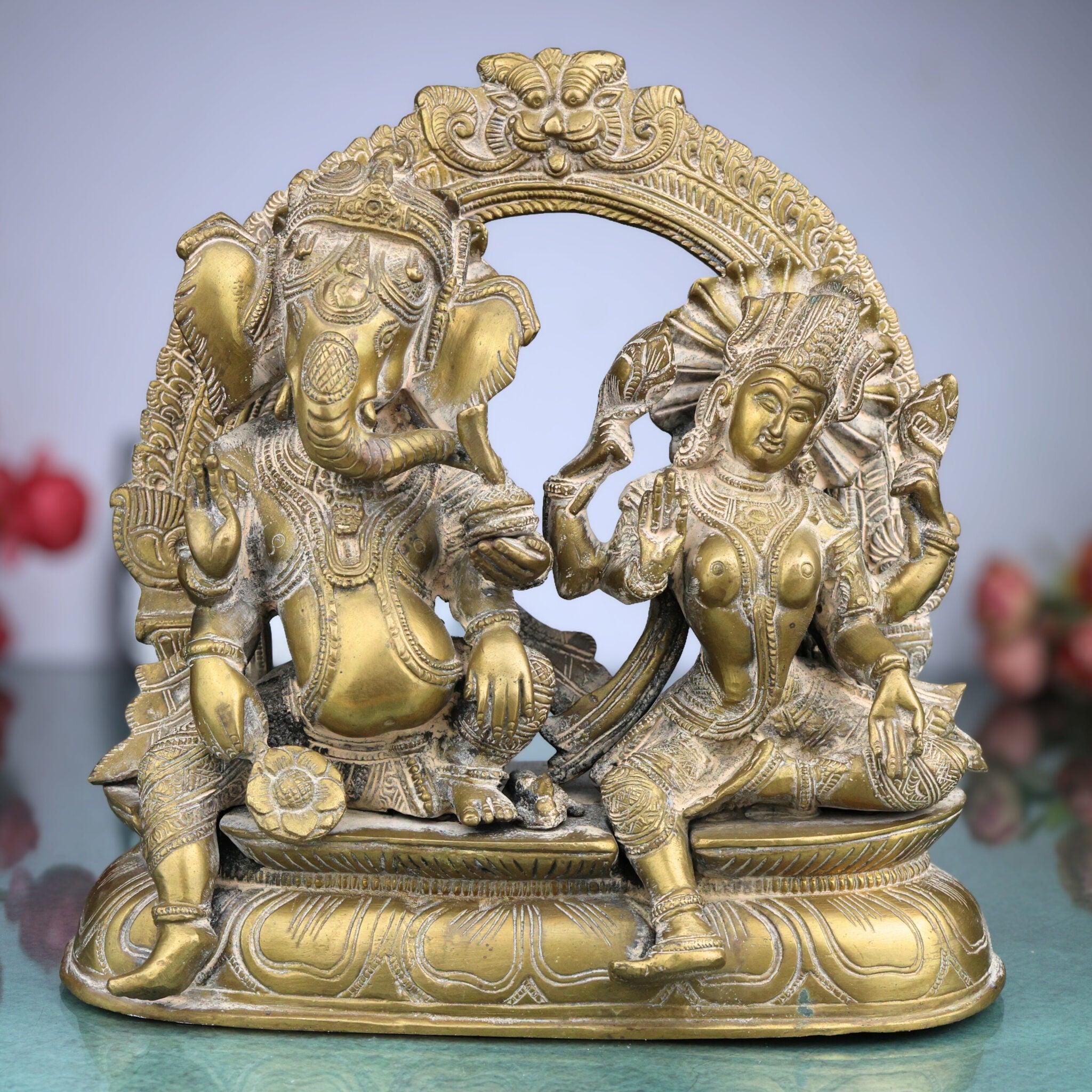 Handcrafted Brass Ganesha with Riddhi Siddhi Idol – Vinayaka Ganpati Murti for Pooja, Temple & Home Decor
