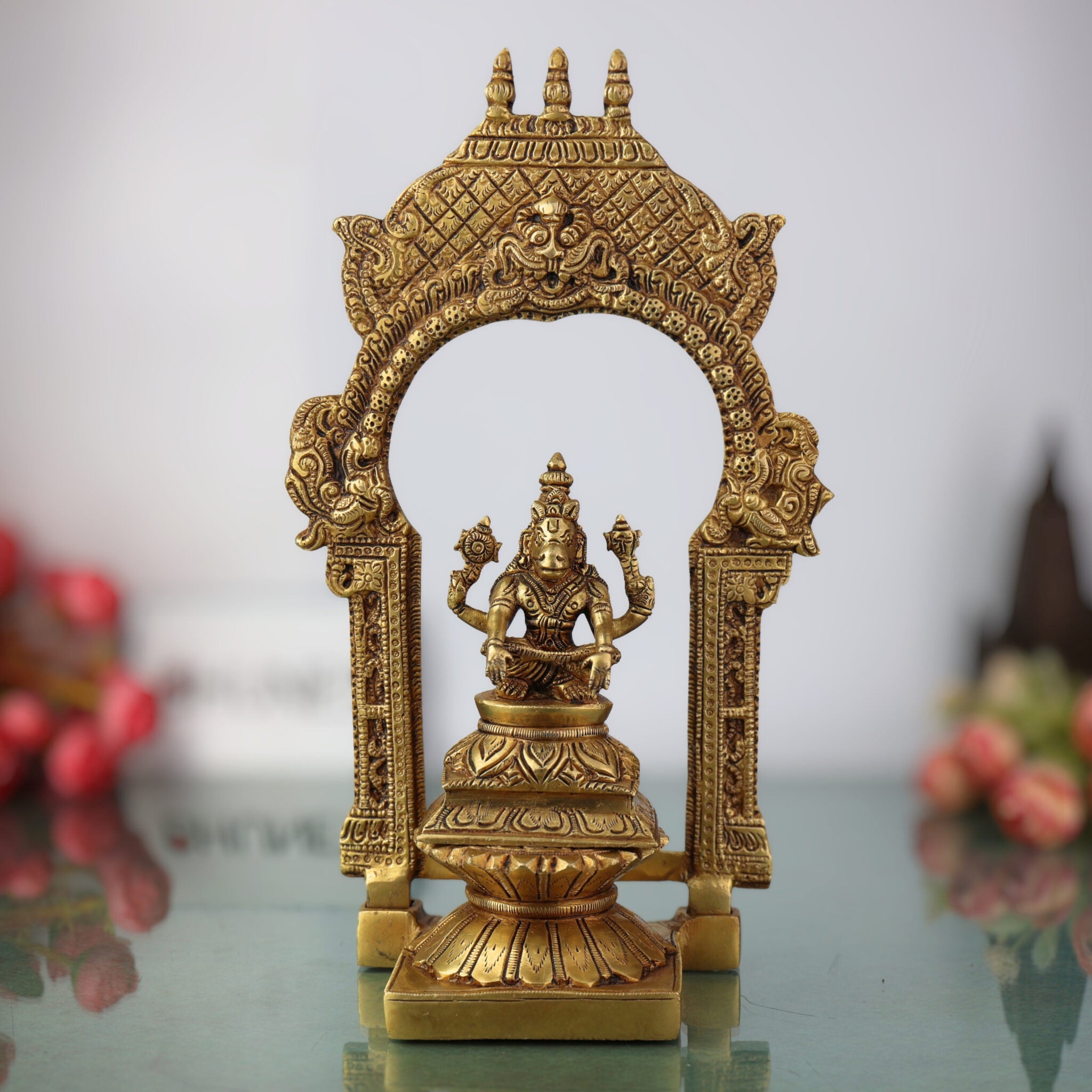 Brass Lord Hayagriva Idol with Temple Style Prabhavali | Hayagriva Murti | Hayagreeva Vigraha Statue for Pooja, Home & Gifts