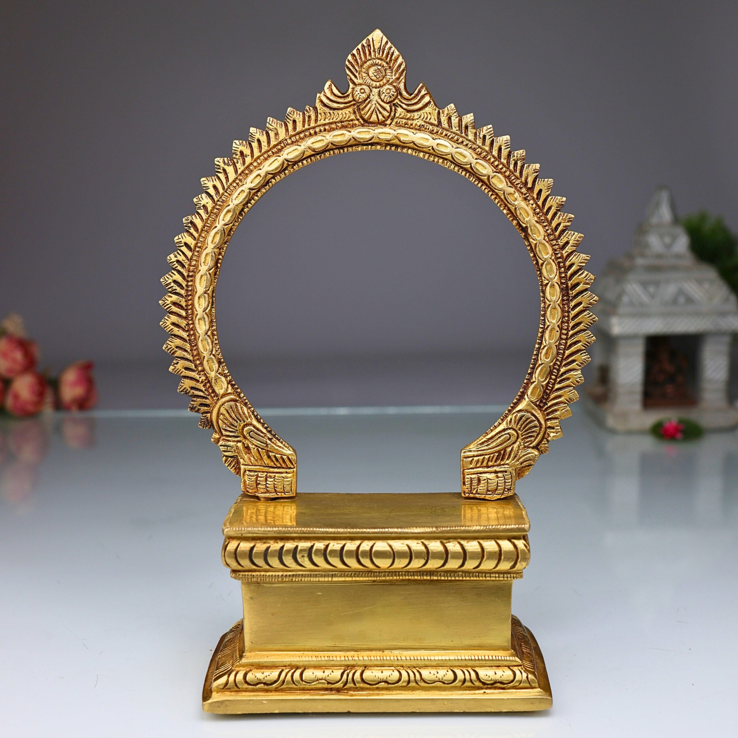 Brass Chowki with Prabhavali