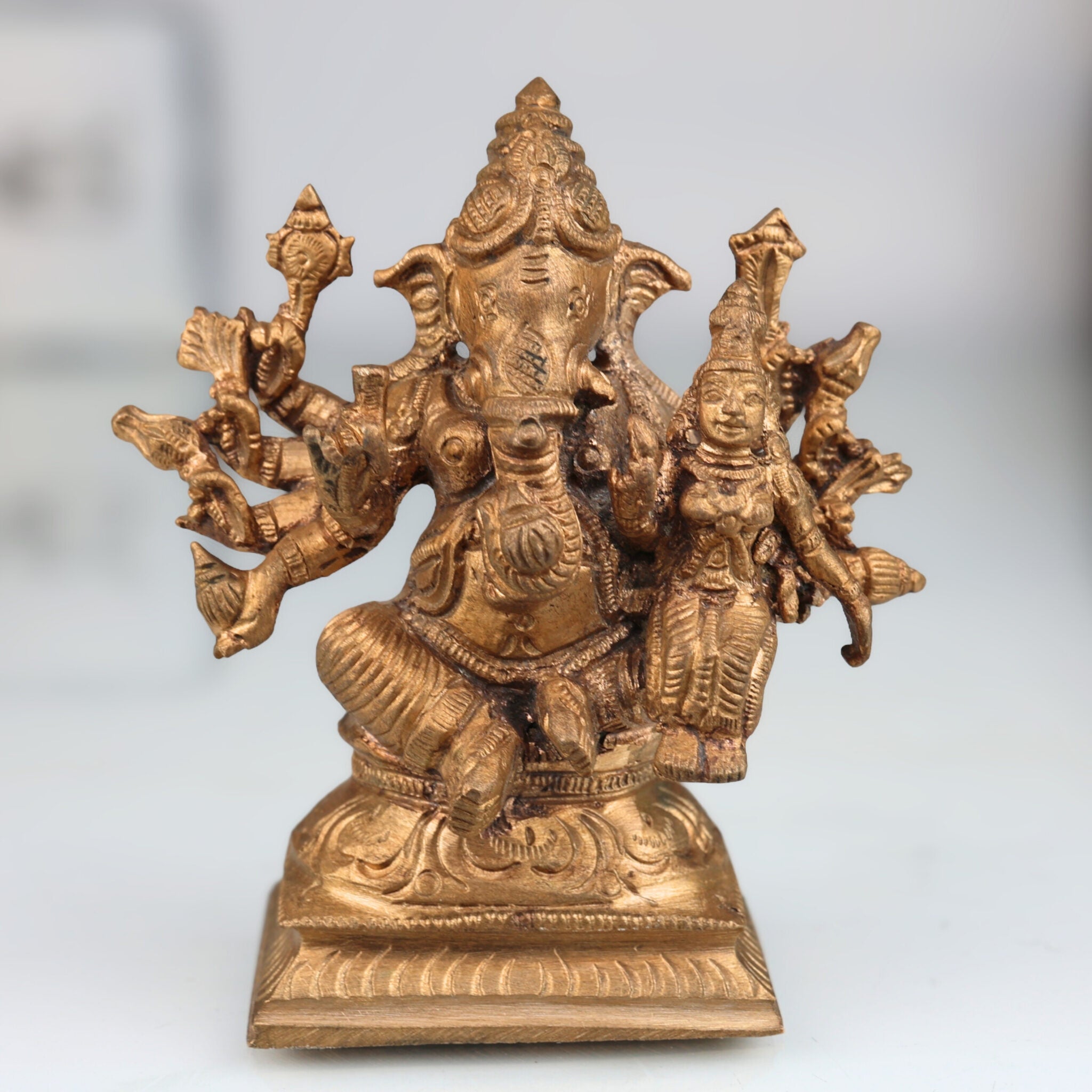 Handcrafted Siddhi Vinayak Idol