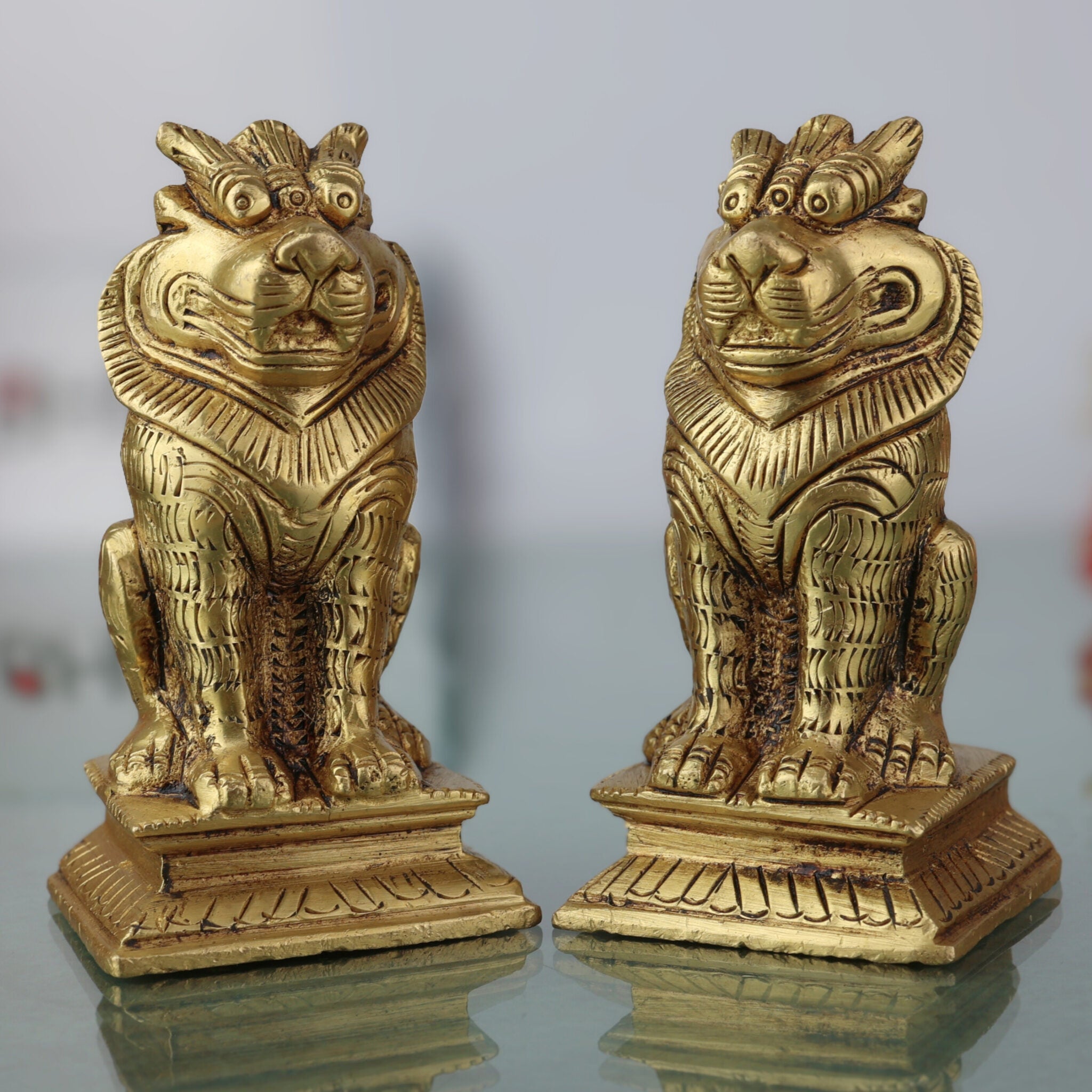 Handcrafted Brass Lion Yali Prabhaval Idol – Peetal/Pittal Temple & Pooja Showpiece, Home Décor, Photo & Mirror Frame, Vastu Lucky Lion Statue
