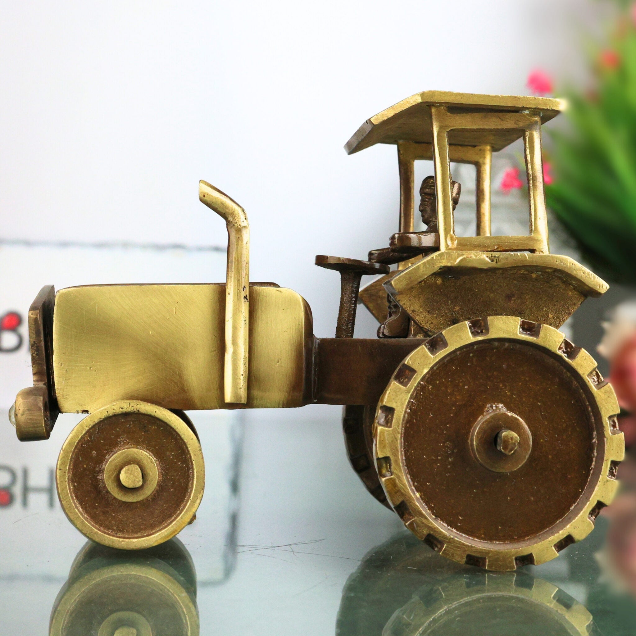 Brass Tractor Decorative, Tractor Showpeice