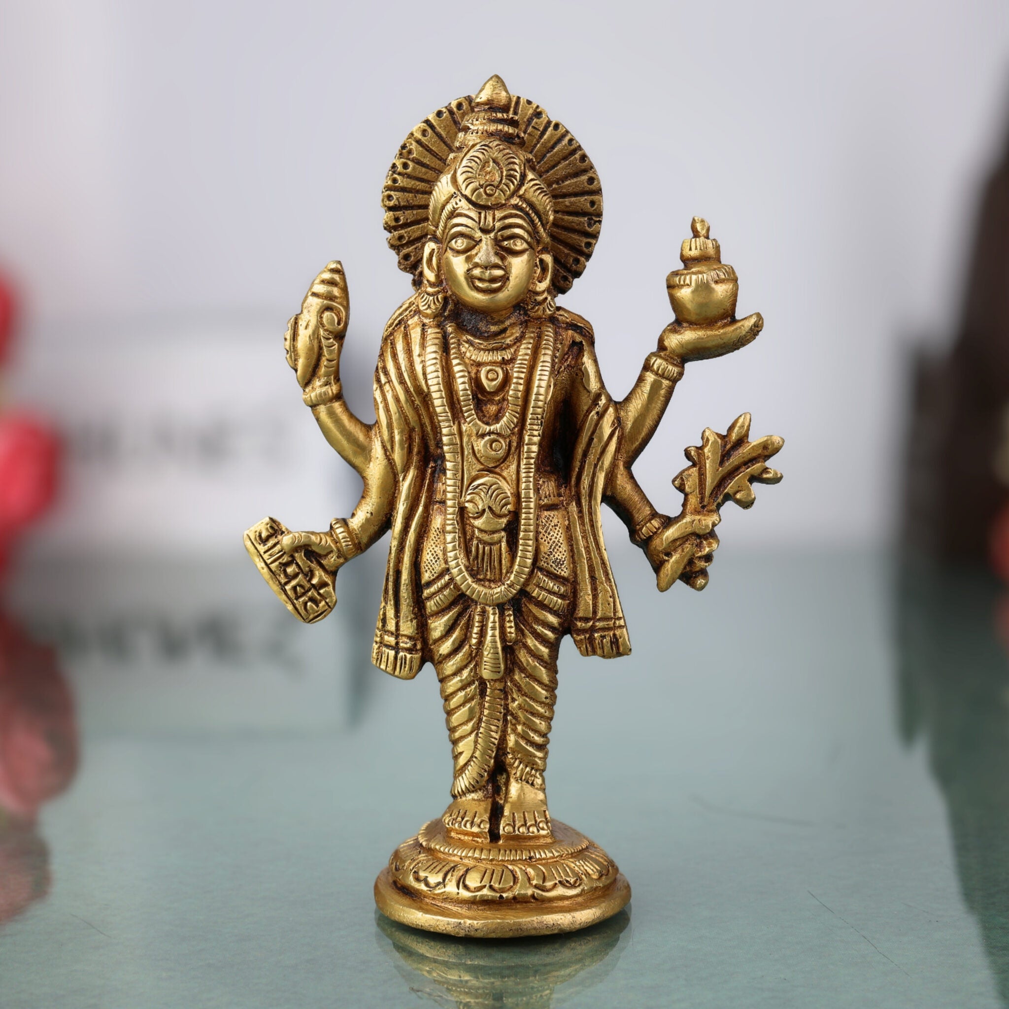 Handcrafted Brass Lord Dhanvantari Idol | Bhagwan Dhanwantari Murti – God of Ayurveda, Healing & Amrit Kalash Statue for Puja, Temple & Home Decor
