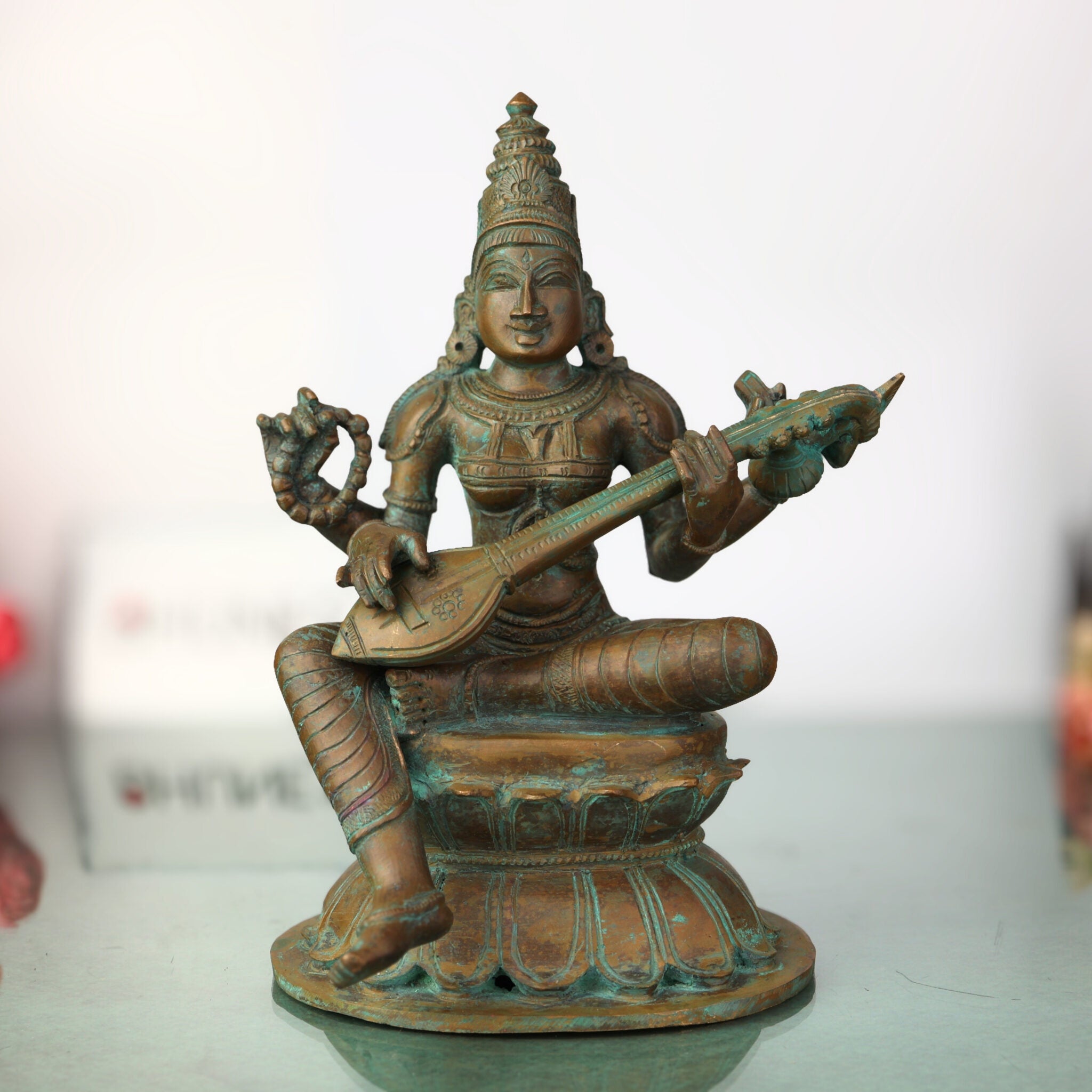 Bronze Panchadhatu Saraswati Murti – Vidya Devi Idol, Saraswati Statue for Home, Temple & Pooja Decor