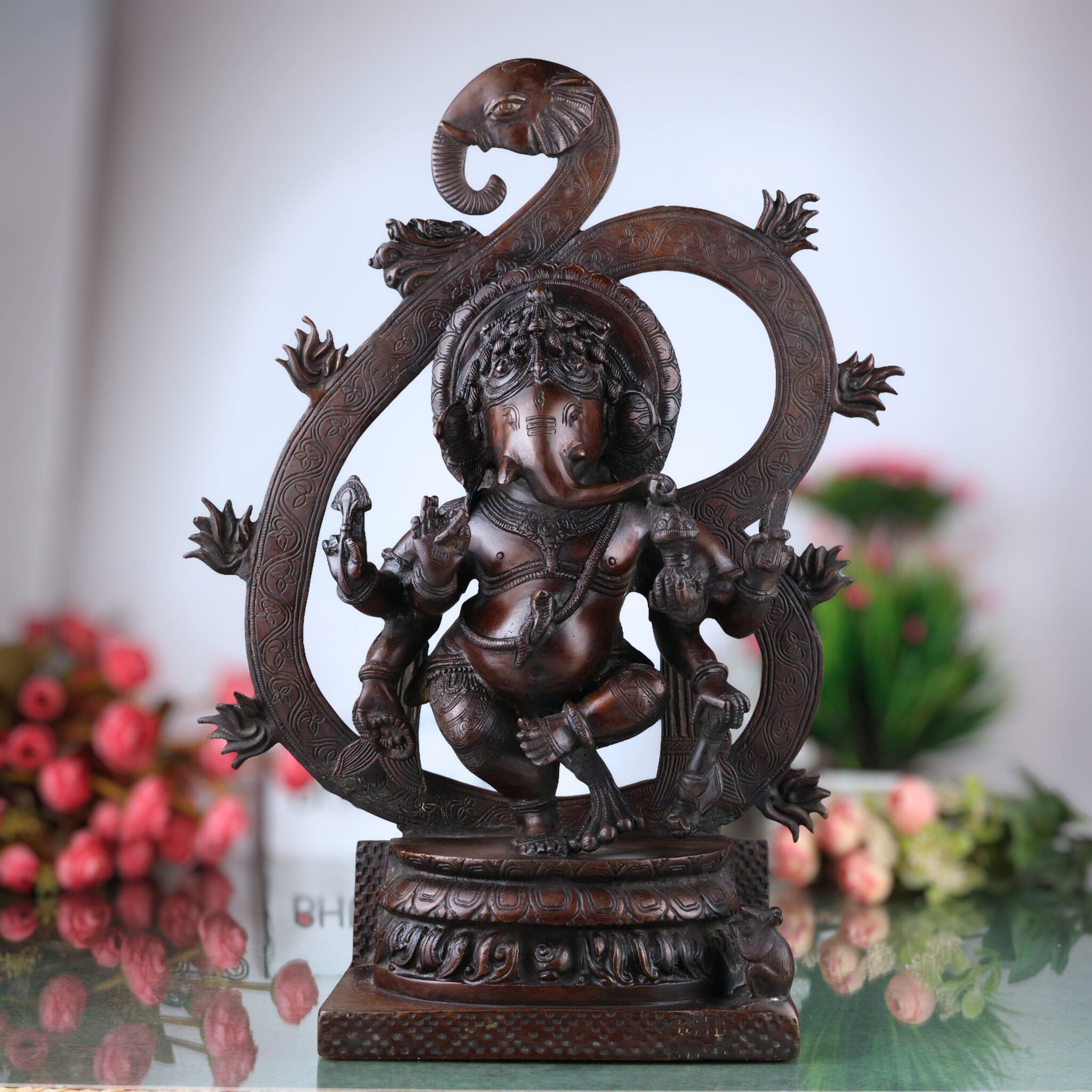 Handcrafted Brass Ganesha Idol | Vinayaka Ganpati Murti | Vighnaharta Ekadanta Pillaiyar Statue for Pooja, Home Decor & Gifting