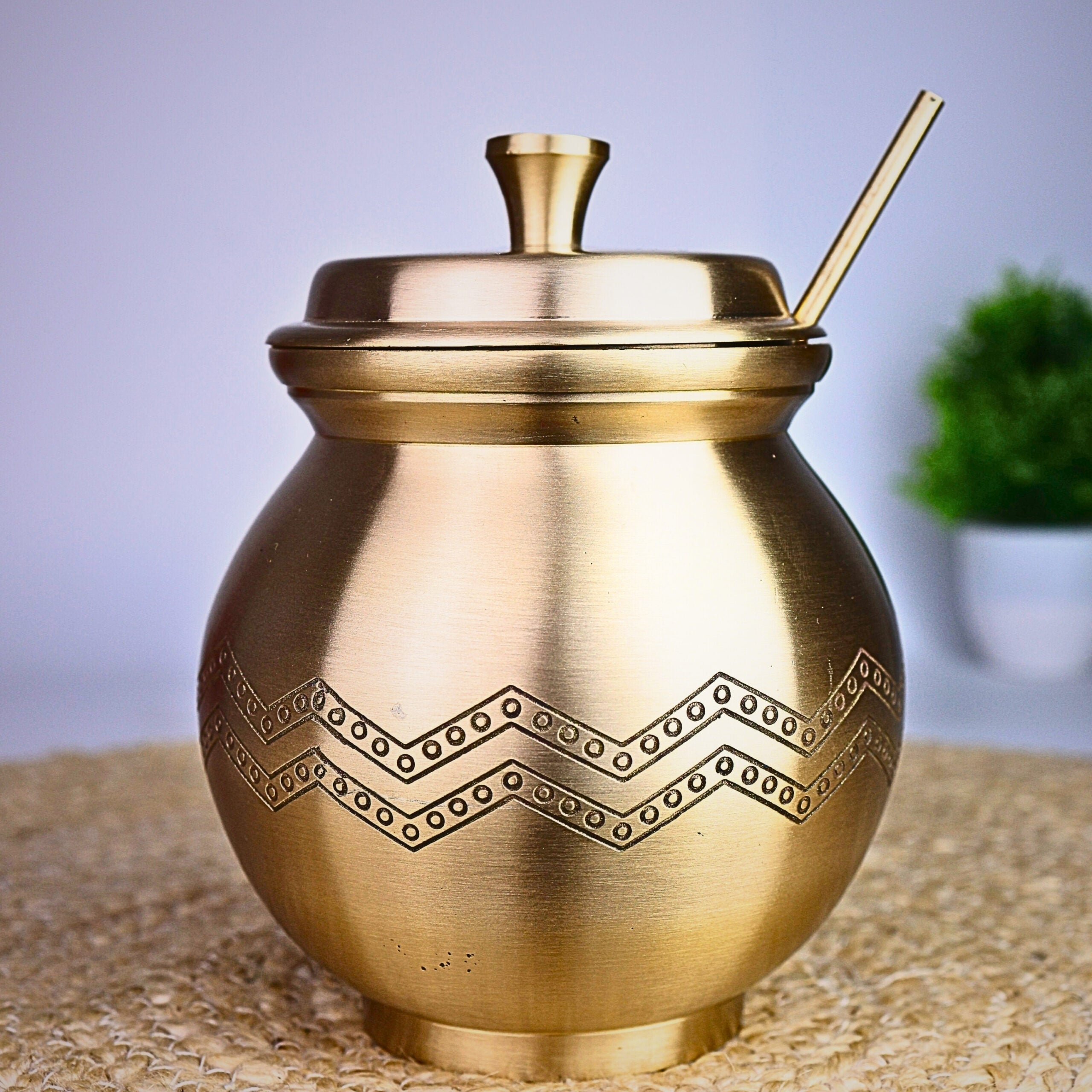 Handcrafted Brass Multi-Use Storage Box | Traditional Peetal Ghee Container, Vintage Ghee Pot, and Multi-Purpose Brass Jar, 1Litre