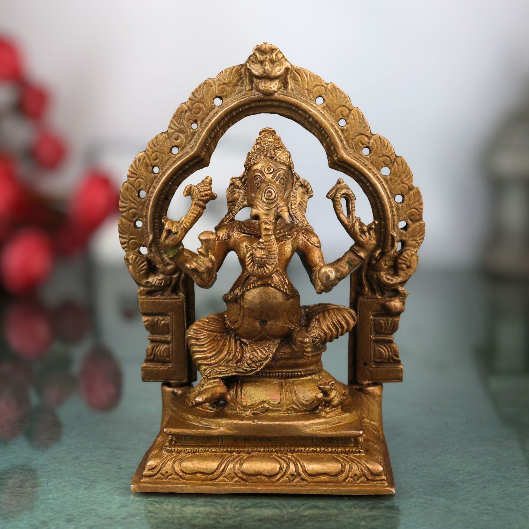 Bronze Ganesha with Prabhavali Idol