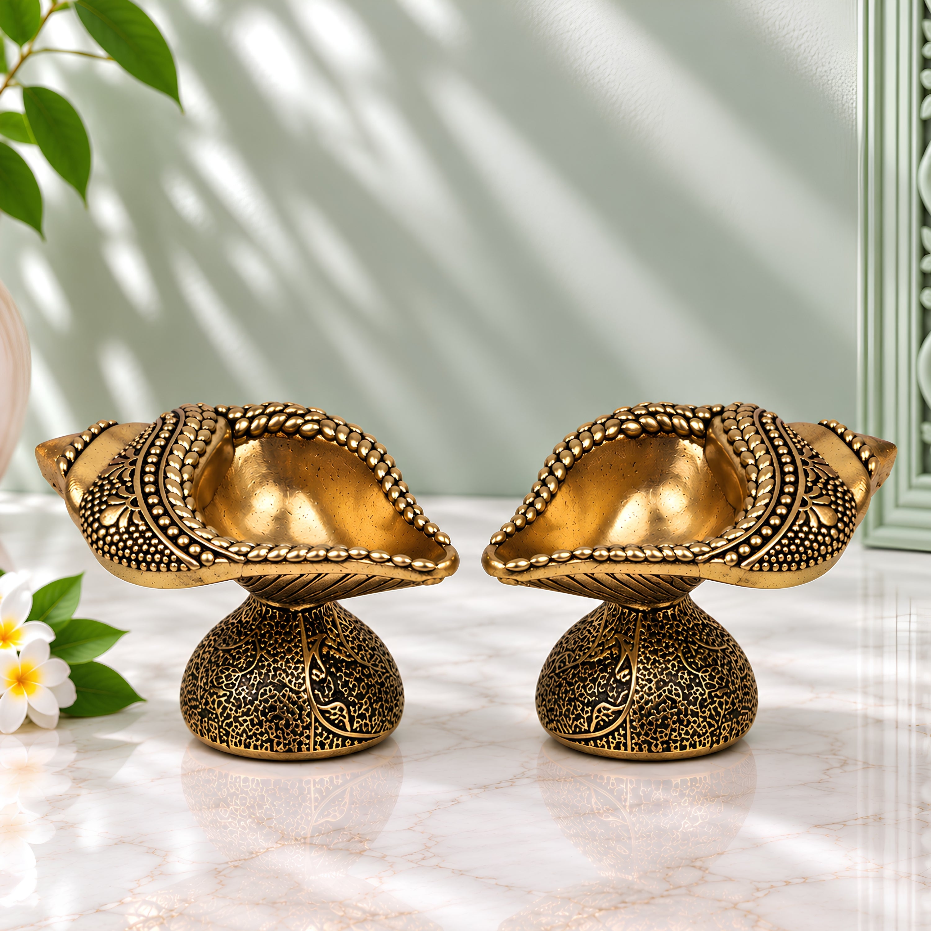 Brass Shankh Diya