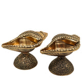 Brass Shankh Diya, Conch Lamp | Handcrafted Shank Diya for Puja, Aarti, Home Decor, Temple, Meditation, Spiritual Blessings, Traditional Brass Shankh Deepam, Gift & Festival Decor, Gold, 1.5 Inch, 2 Piece