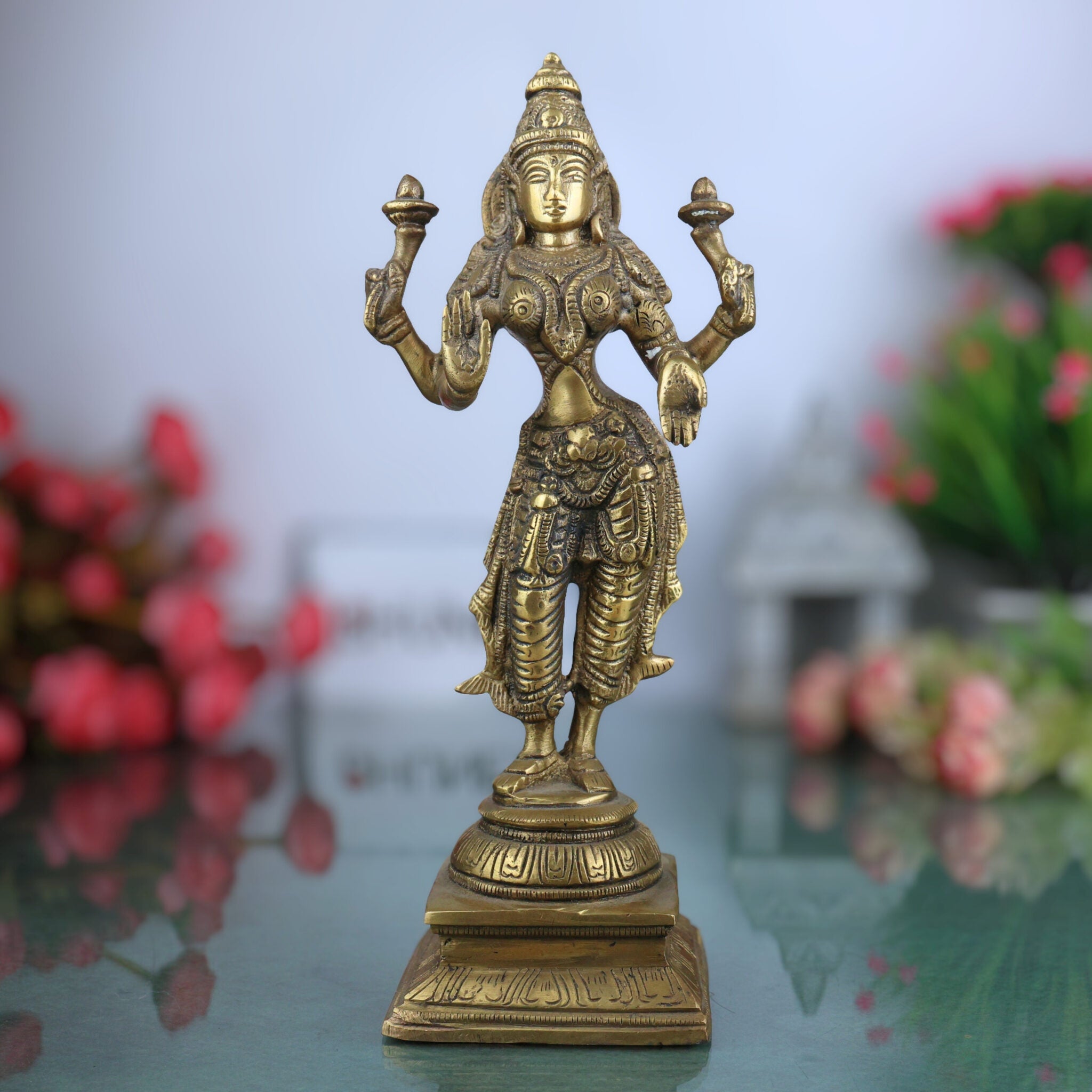 Brass Mahalakshmi Idol | Kamala Padmavati Shri Lakshmi Devi Murti for Pooja, Home Temple & Vastu Decor – Handmade Peetal Sculpture