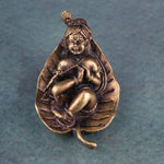 Bal Krishna on Leaf Idol