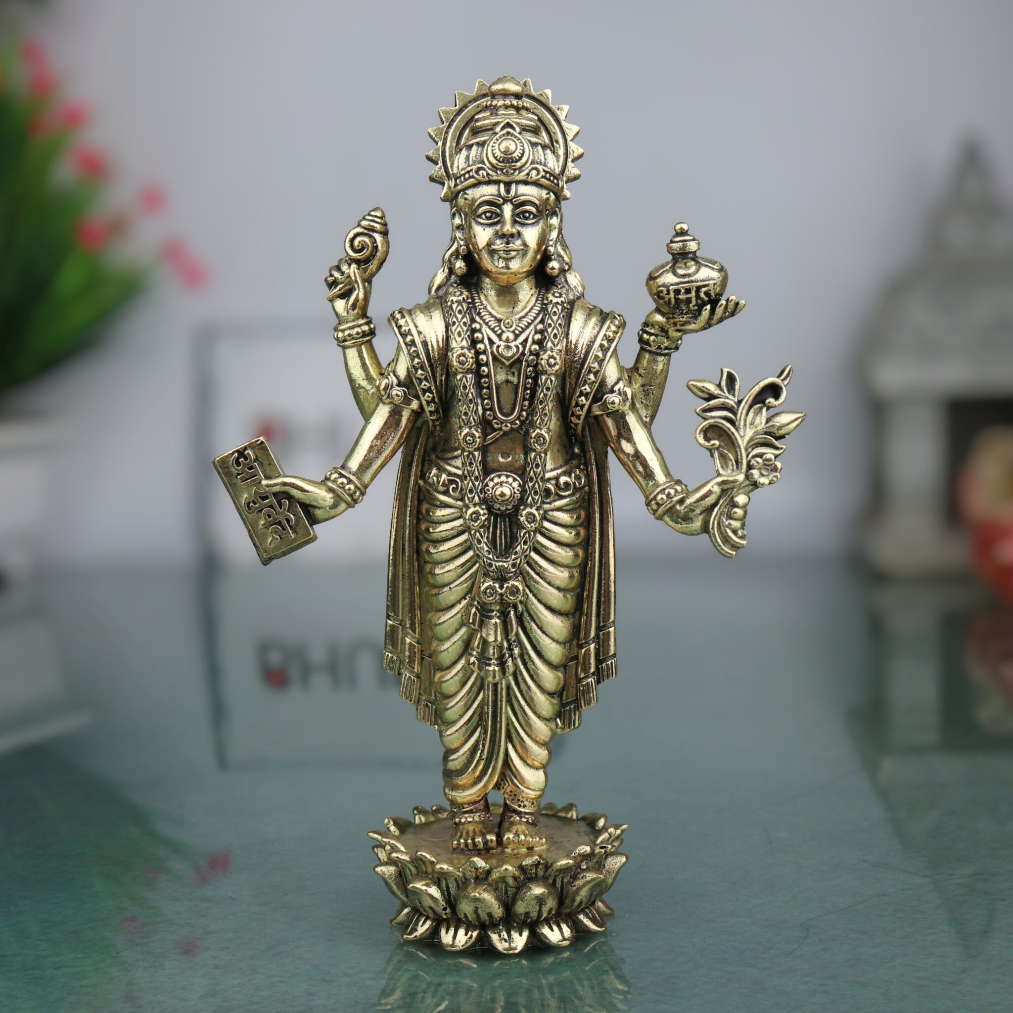 Dhanvantari Idol