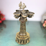 Mahalakshmi Vilakku 