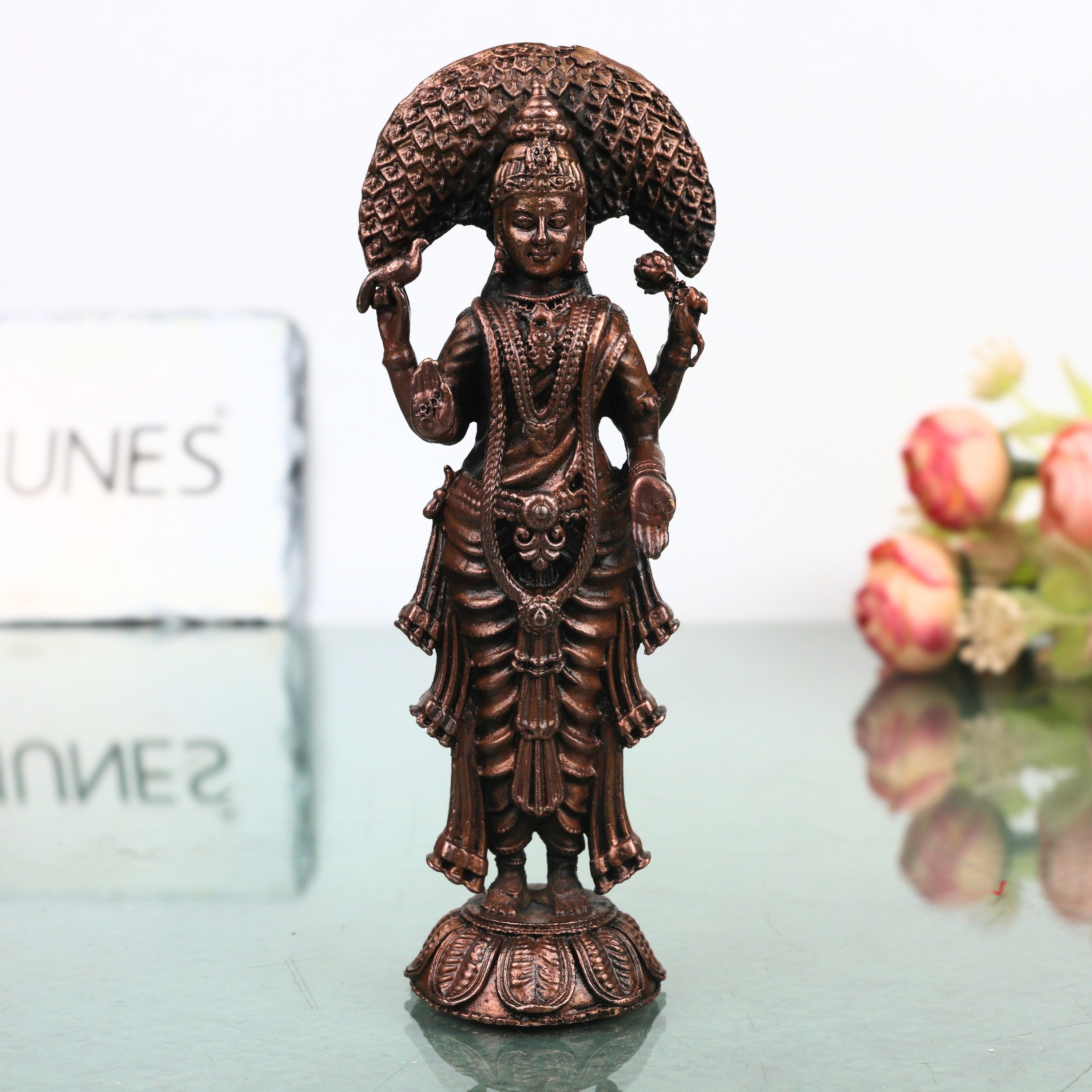  Parameswari Idol 