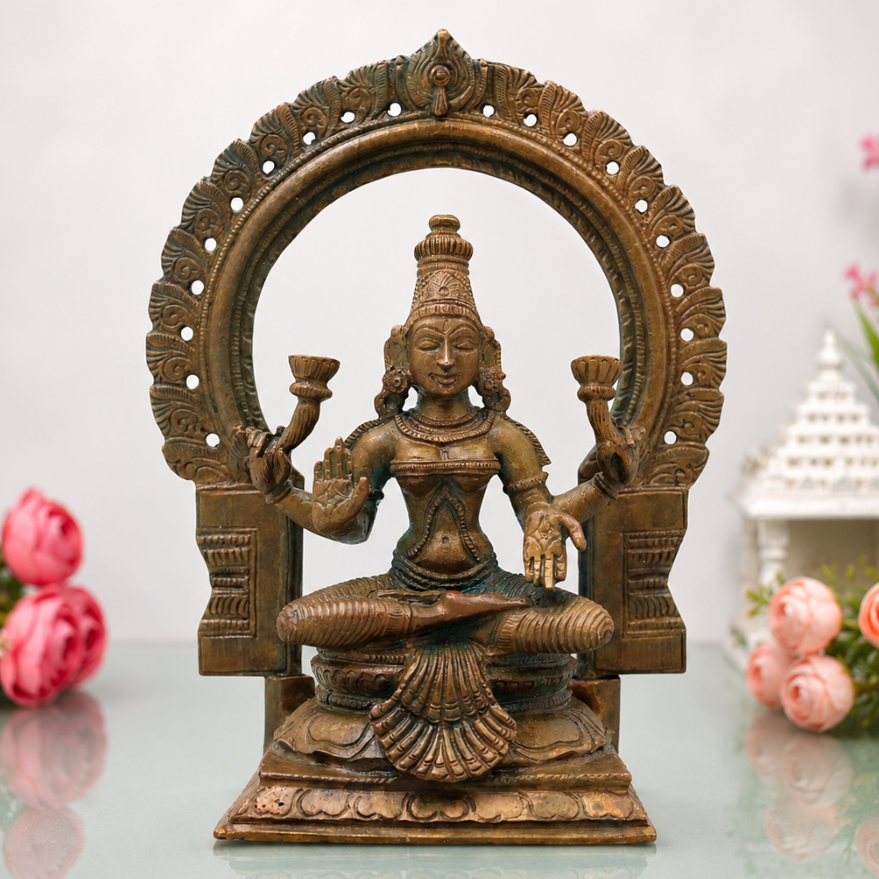  Lakshmi 
