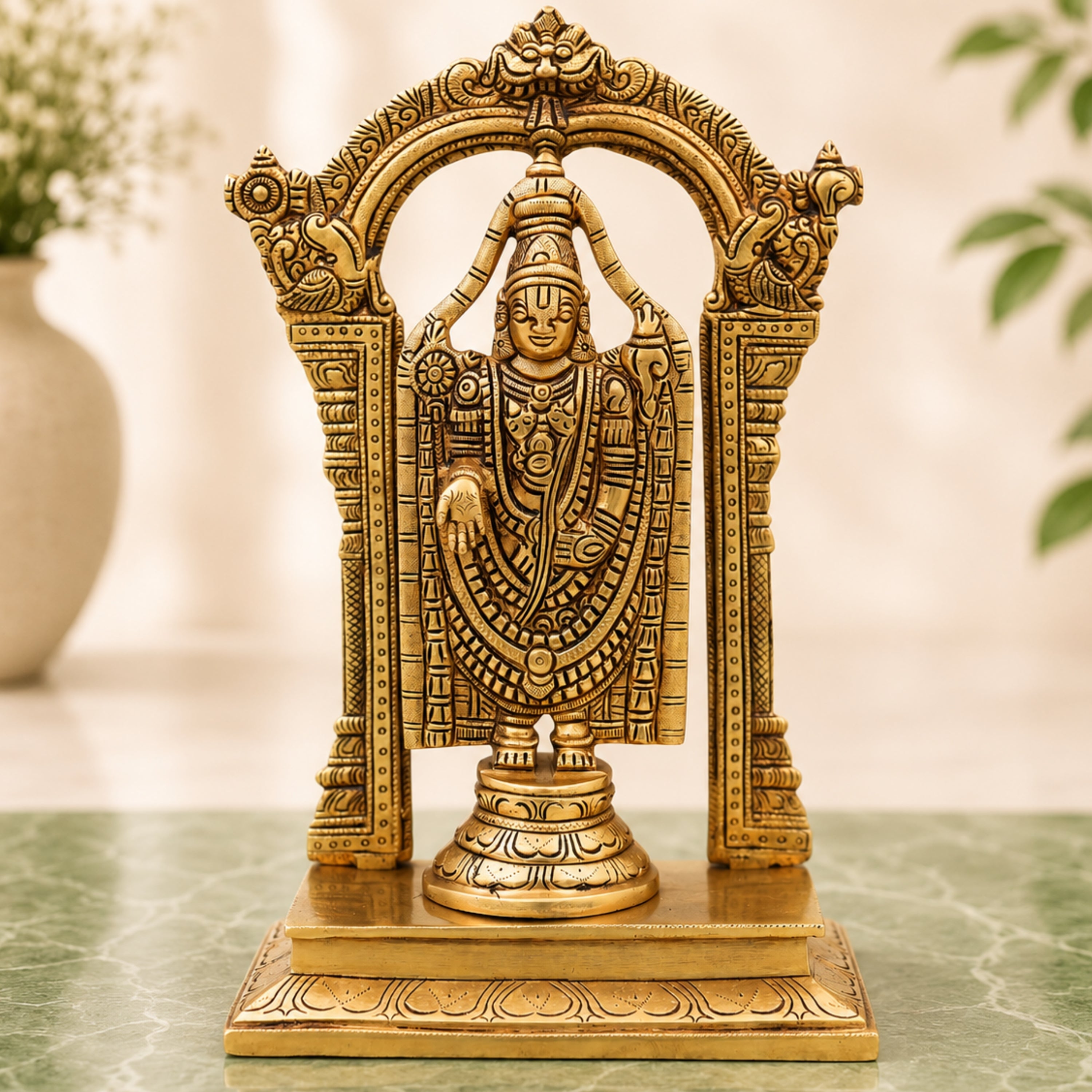 Venkateshwara Sculpture, 1 prabhvali, 1 Chowki