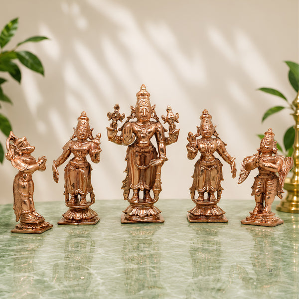 1 Vishnu, 1 Sri Devi, 1 Bhu devi Set