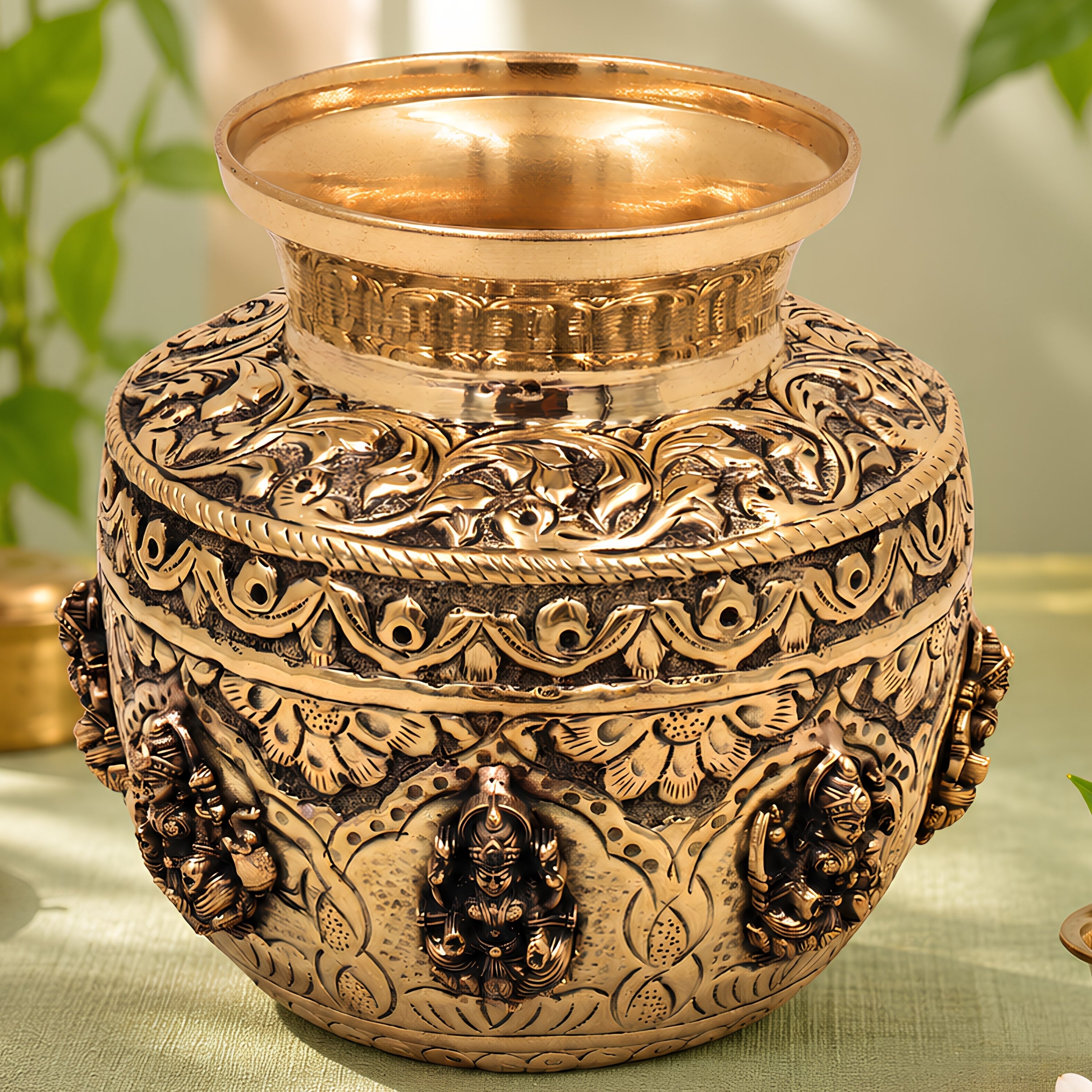 Asta Lakshmi kalash /loota/lota