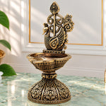 Brass Peacock Veldeepam with Vel
