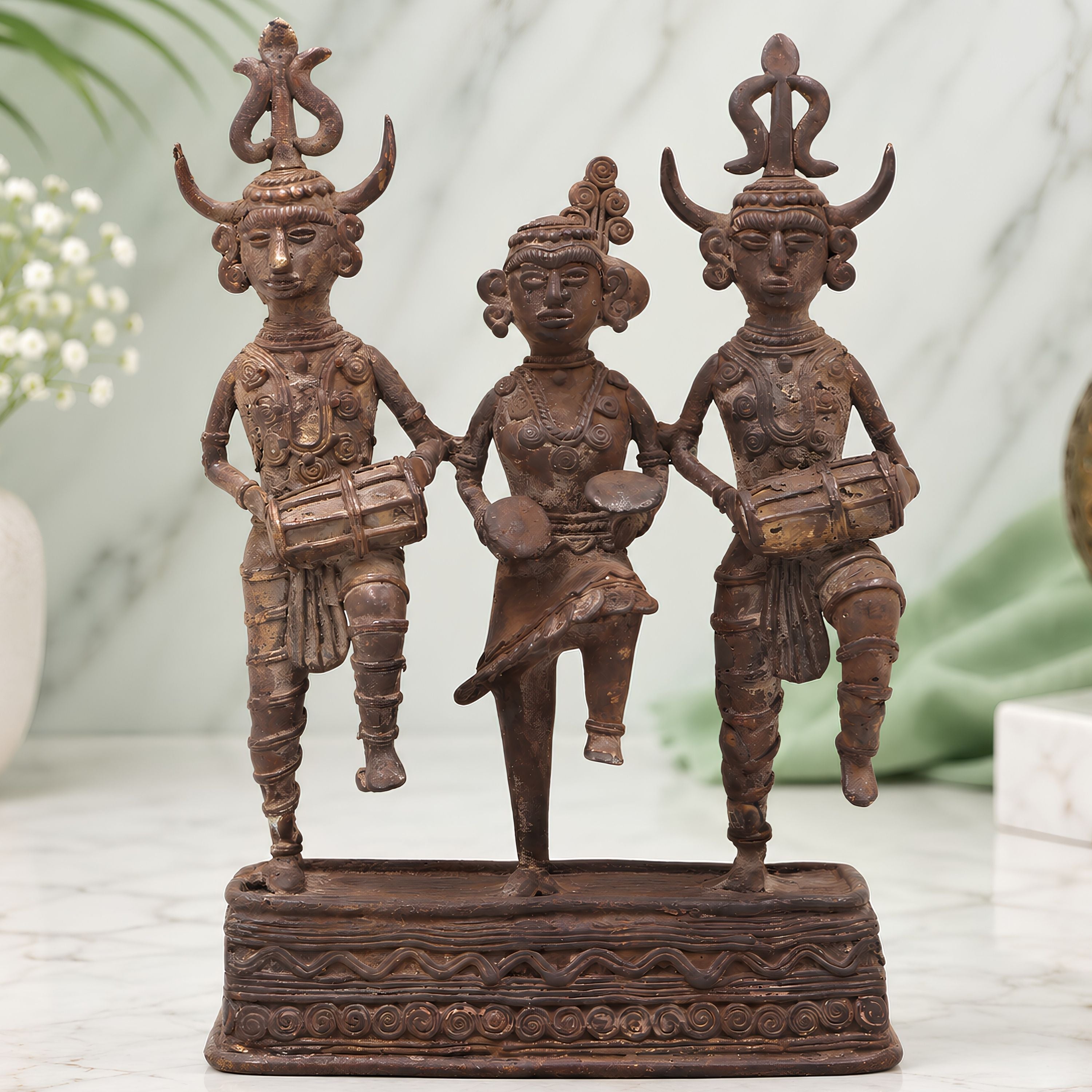 Tribal art Musician And Dancing Sculpture