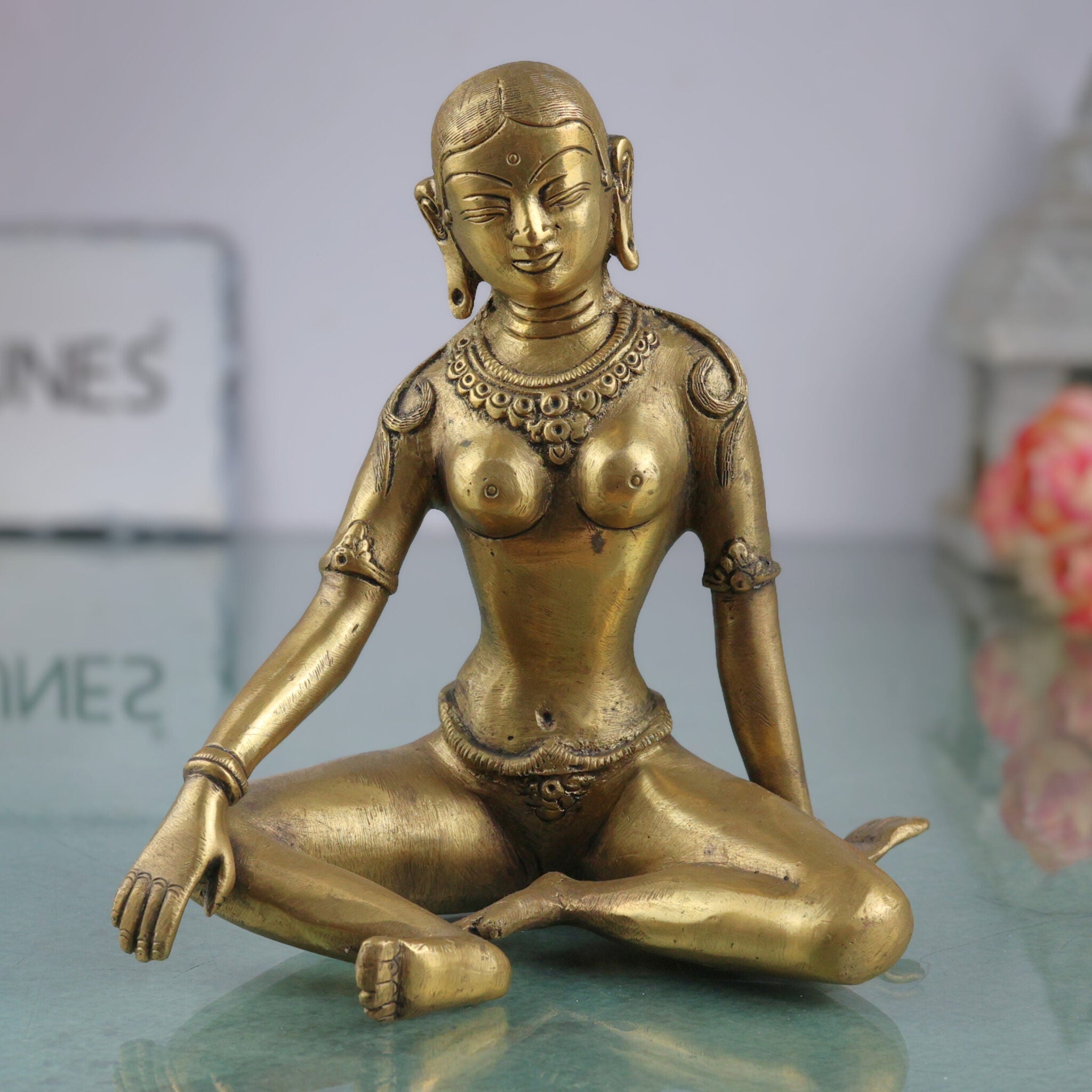 Brass Parvati Gauri Uma Idol – Handcrafted Shakti Durga Murti for Pooja, Home Decor & Gift | Handmade Pittal Devi Sculpture