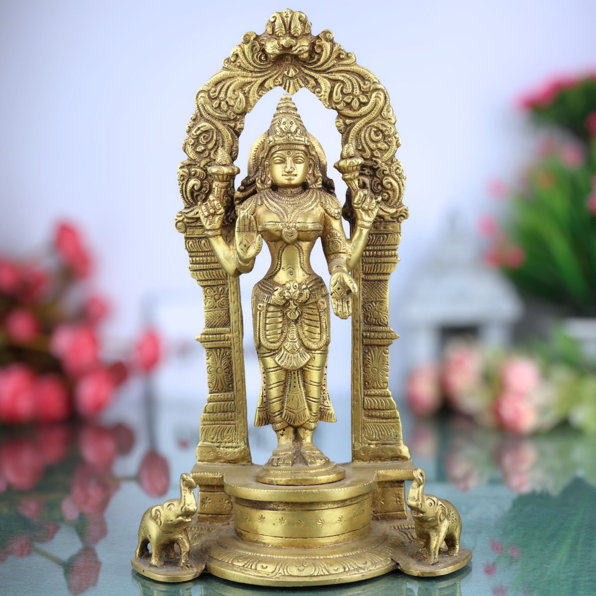 Handcrafted Brass Mahalakshmi Idol with Prabhavali | Lakshmi Devi, Shri, Kamala, Padma, Ashta Lakshmi Murti for Pooja, Temple & Home Decor