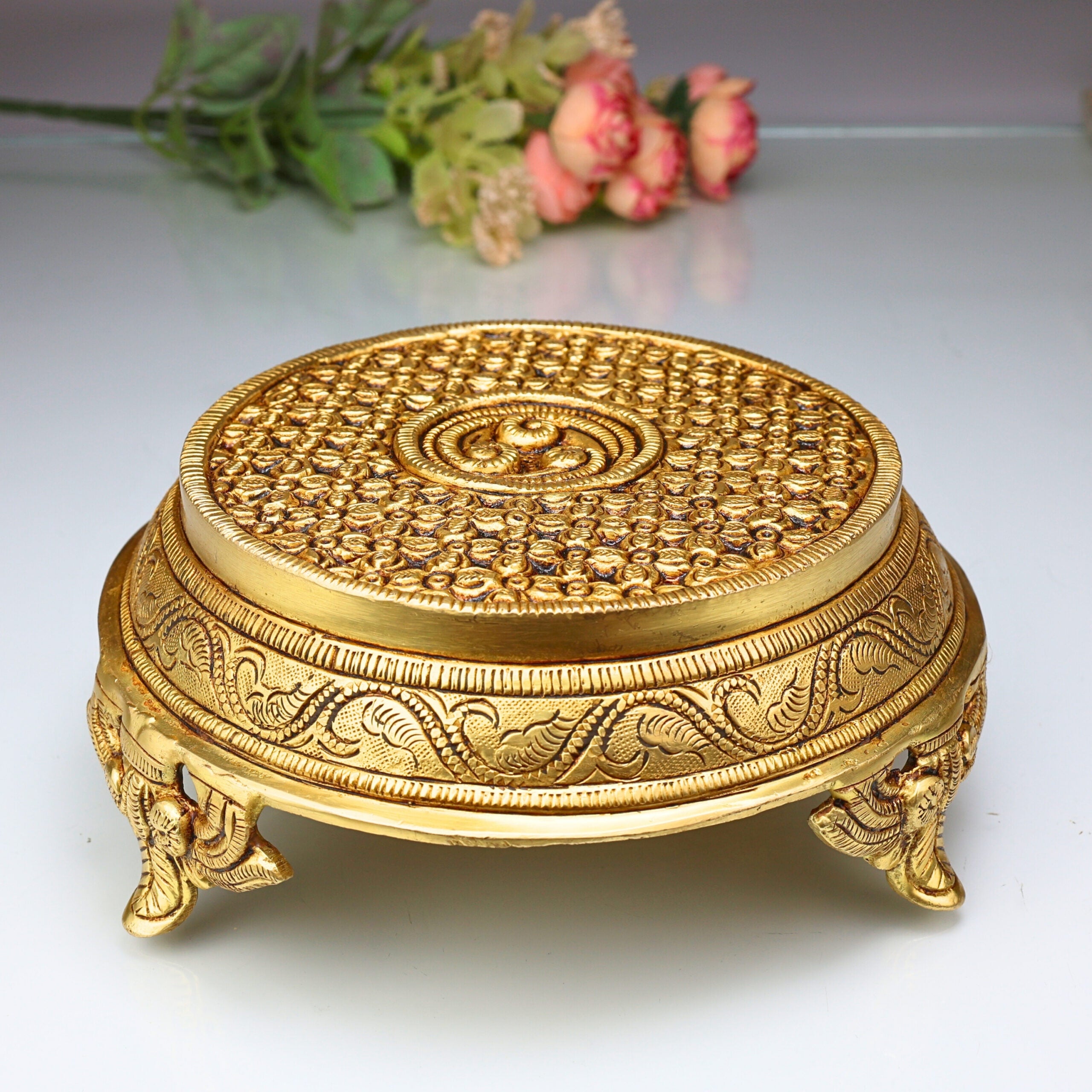 Brass chowki
