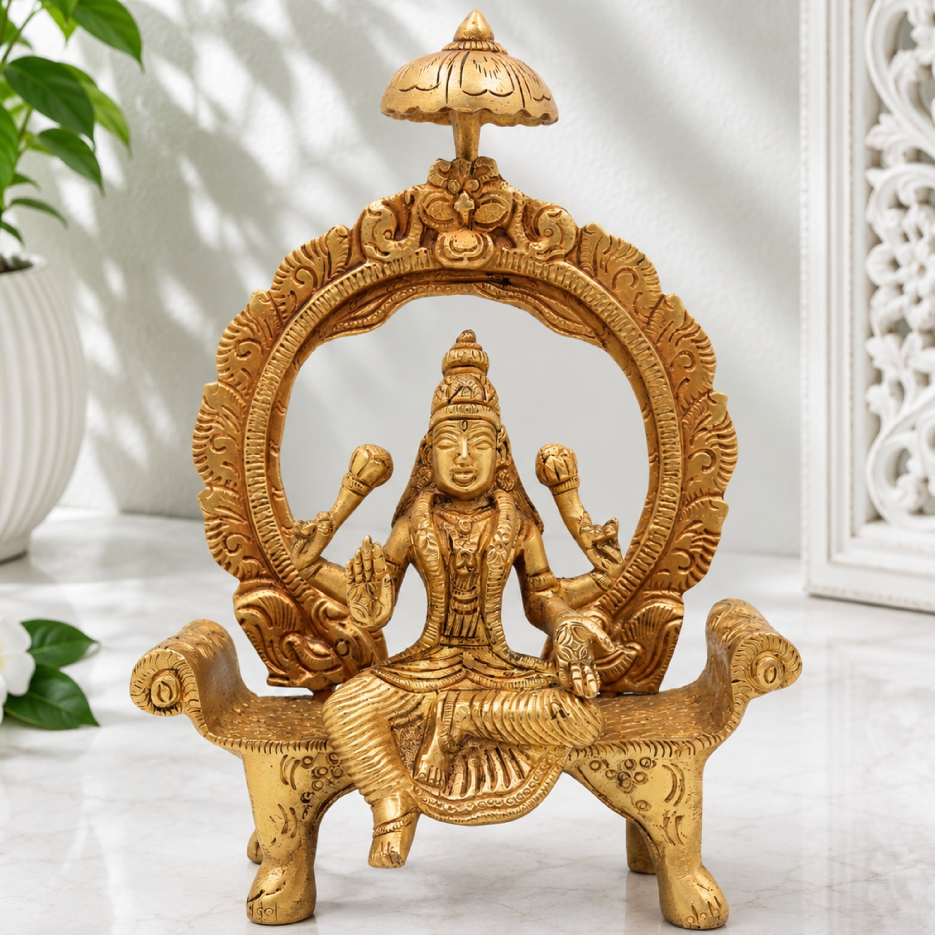 Mahalakshmi Brass Idol with Prabhavali
