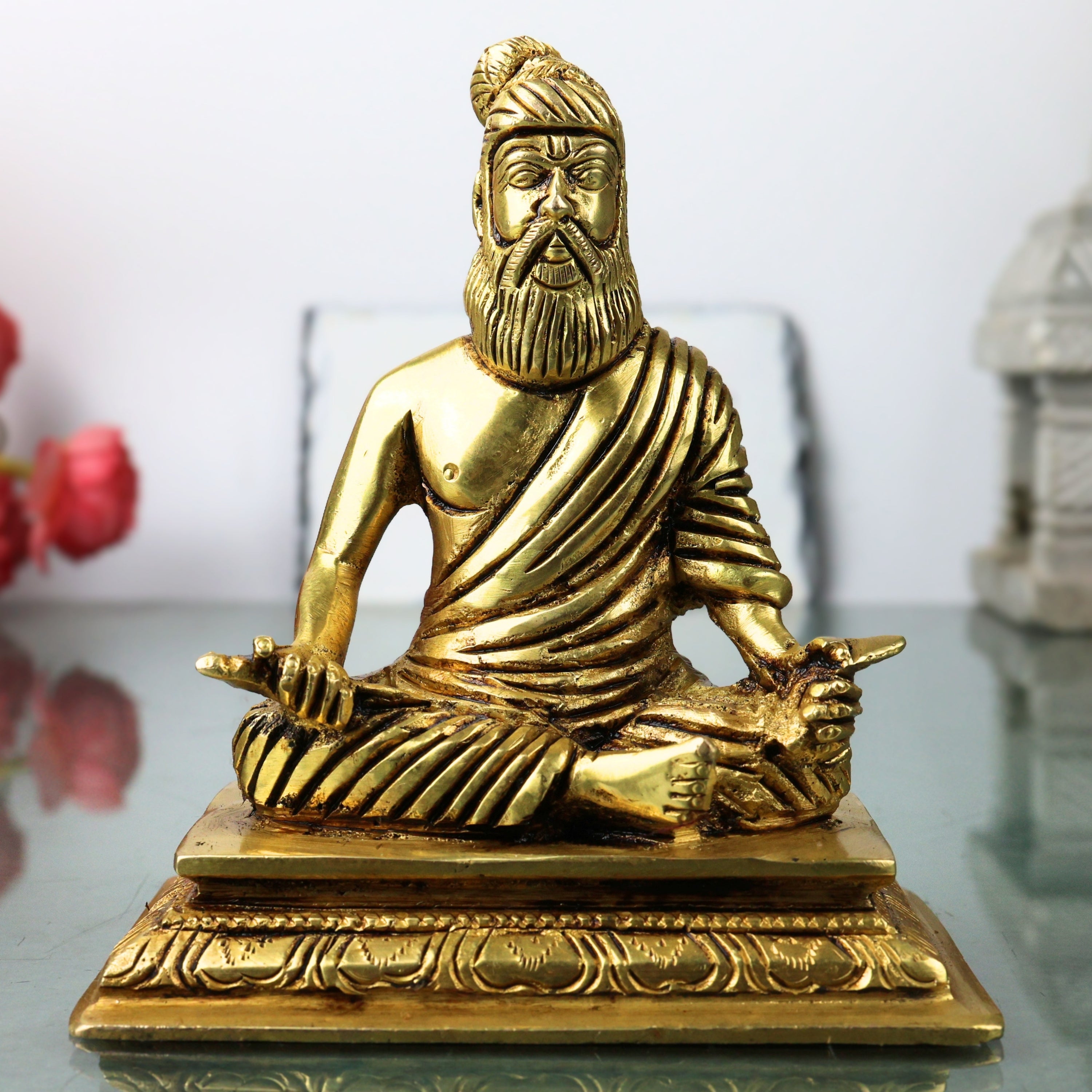 Tiruvalluvar