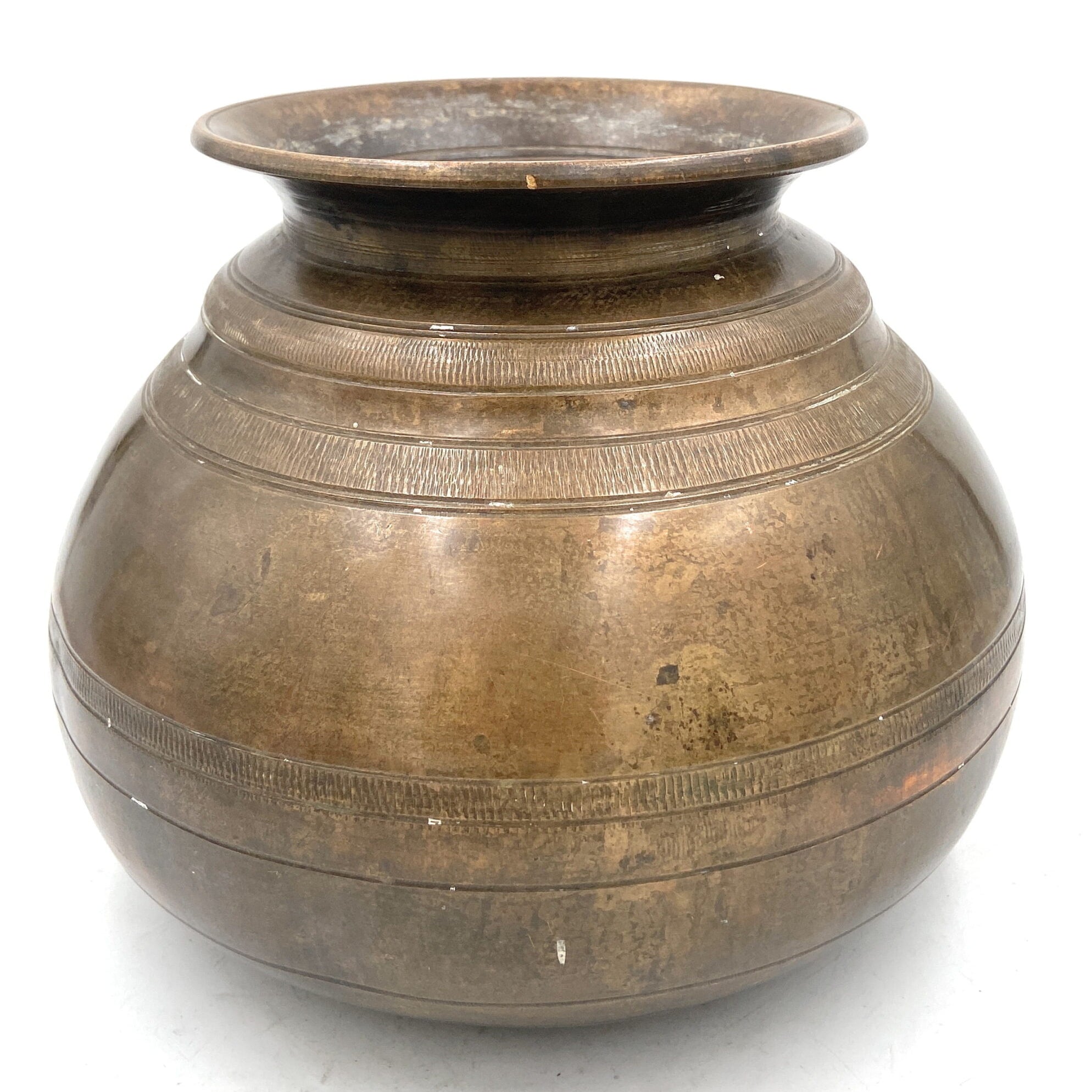 Brass Antique Lota, Loota, Chambu, Lotiya, Water Kamandal