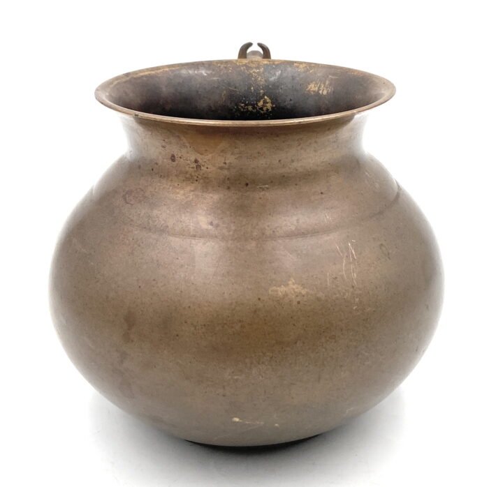 bhunes brass antique gangajali, water kamandal, loota, lota, chambu, lotiya, stoup, ganga jali,gold, 5 inch, 1 piece