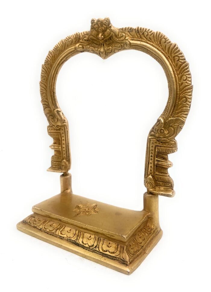 bhunes brass chowki shinghashan peetha with prabhavali for god peeta peetalu peetham bajot for temple sinhasan with frame prabhaval pooja mandir prabhawali stand,gold, 8 inch, 1 piece