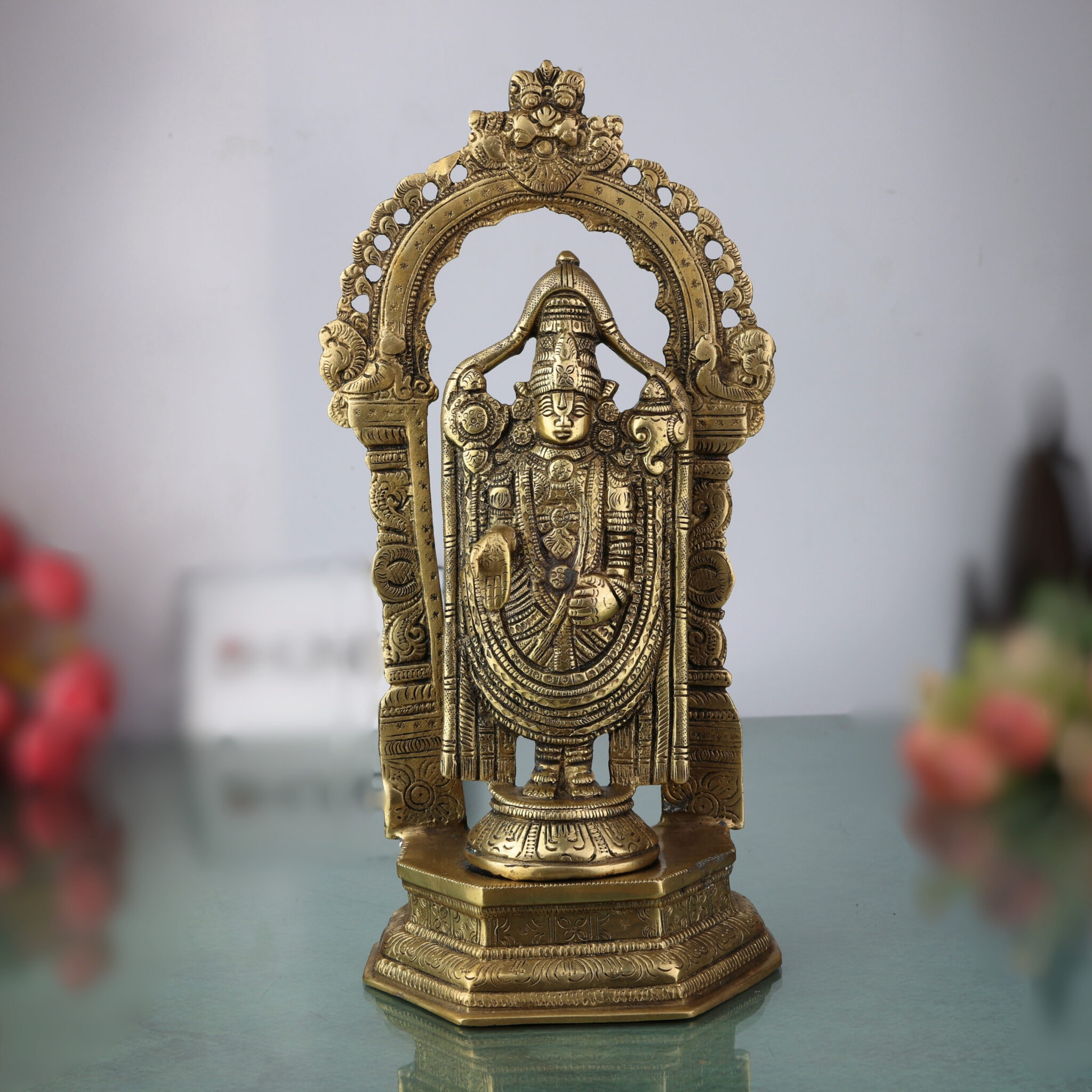 BHU1207A Brass Venkateswara Idol | Balaji Murti | Srinivasa Statue | Narayana Vigraha | Vishnu Brass Idol | Temple Pooja Decor | Spiritual Gift Showpiece, Gold, 8 Inch, 1 Piece - Image 1