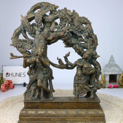 Radha Krishna Statue
