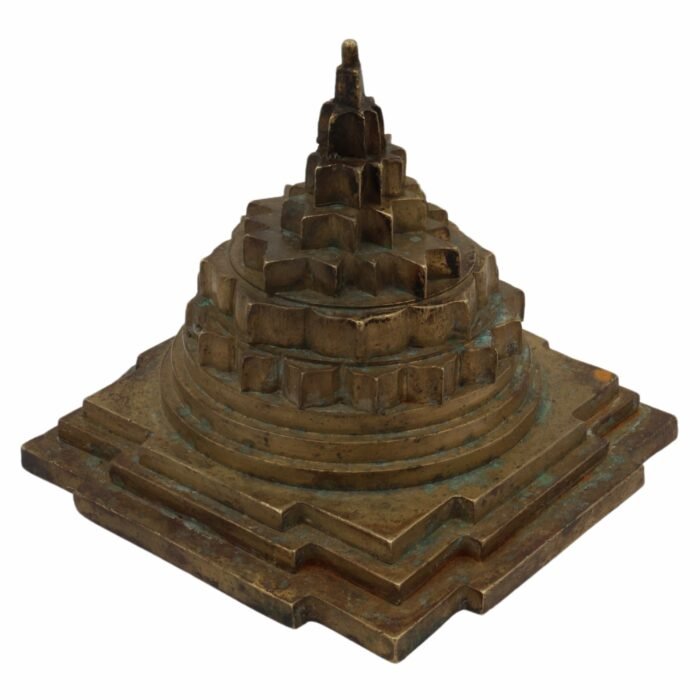 bhunes brass shree yantra – antique meru chakra, shri yantra vastu pyramid, spiritual energy symbol for home, temple, and office decor, brown, 4 inch, 1 piece