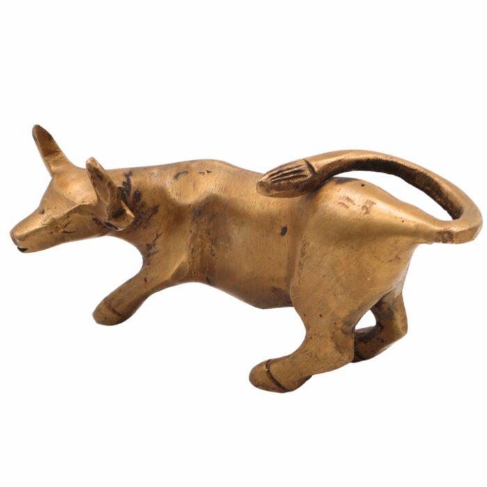 bhunes brass bull sculpture – handcrafted antique nandi/bull figurine for home, office & temple décor,gold, 2.5 inch, 1 piece