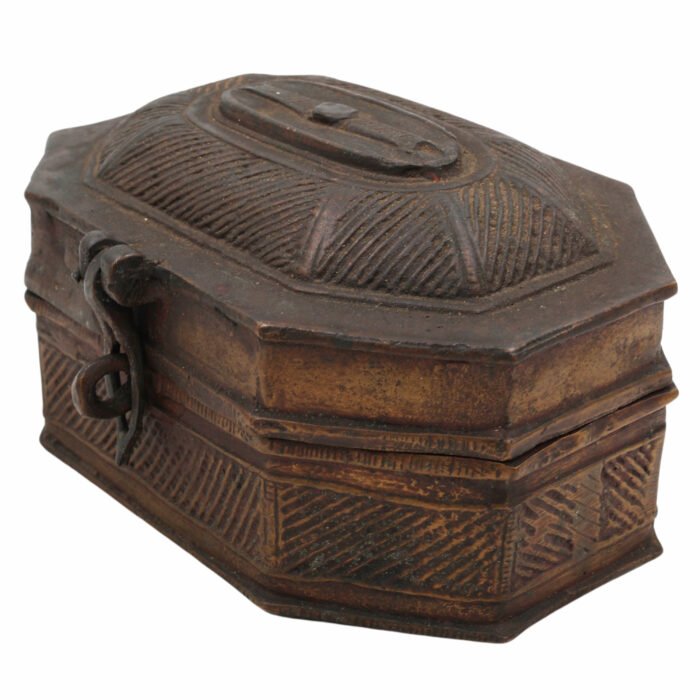 bhunes brass multipurpose vintage box – handcrafted antique storage container for jewelry, sindoor, spices & collectibles, capacity: 1.5 litre,brown, 4 inch, 1 piece