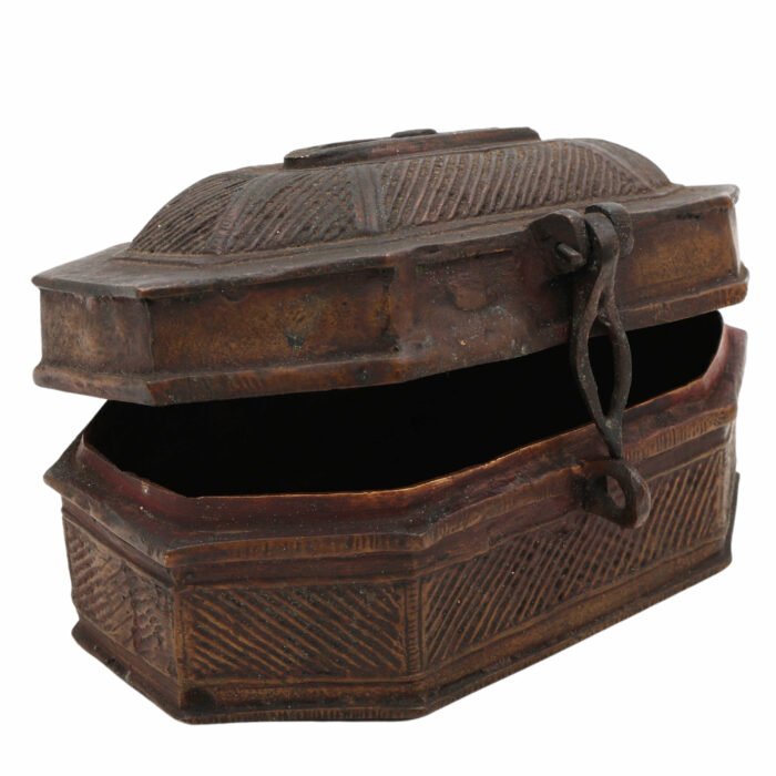 bhunes brass multipurpose vintage box – handcrafted antique storage container for jewelry, sindoor, spices & collectibles, capacity: 1.5 litre,brown, 4 inch, 1 piece